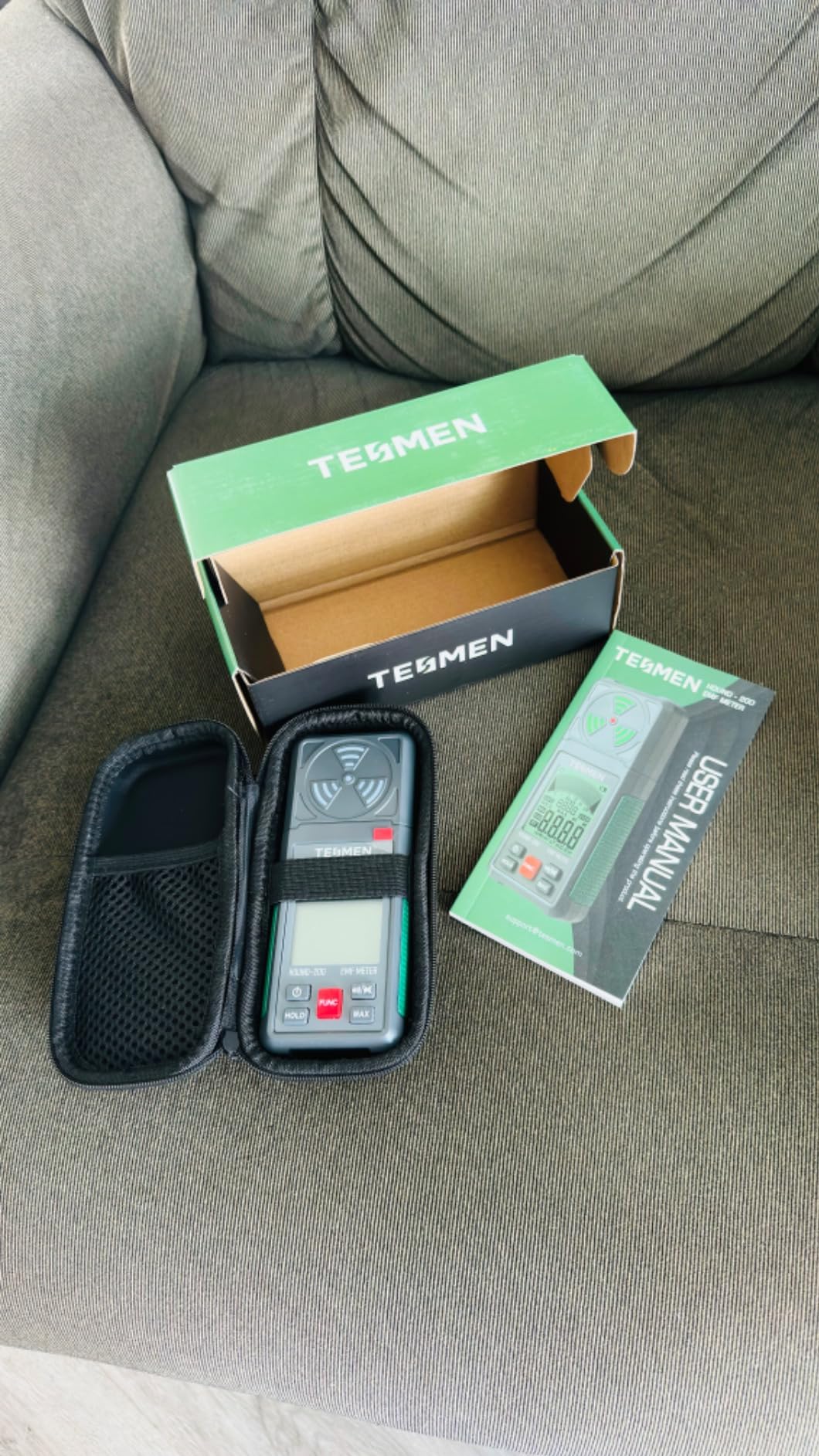TESMEN EMF Meter, Hound-200 EMF Detector: 3-in-1 Portable Electromagnetic Field Radiation Detector for EF, RF, MF, WiFi Signal customer photo 2