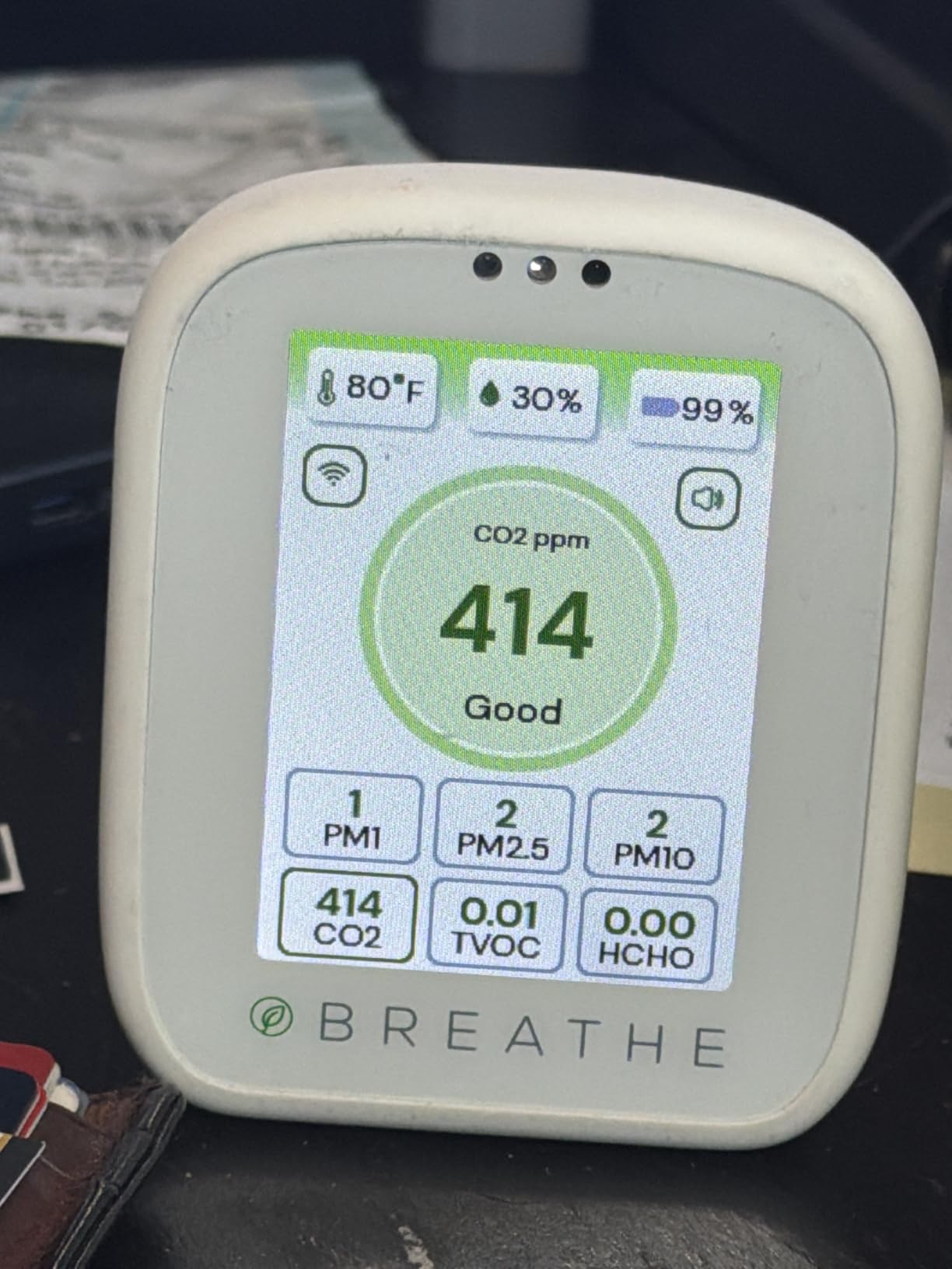 BREATHE Airmonitor Plus: Smart Air Quality Monitor Indoor - 8-in-1 CO2 Meter, Formaldehyde Detector, VOC Meter, PM1/2.5/10, Temperature & Humidity - Air Quality Tester for Home with App customer photo 1