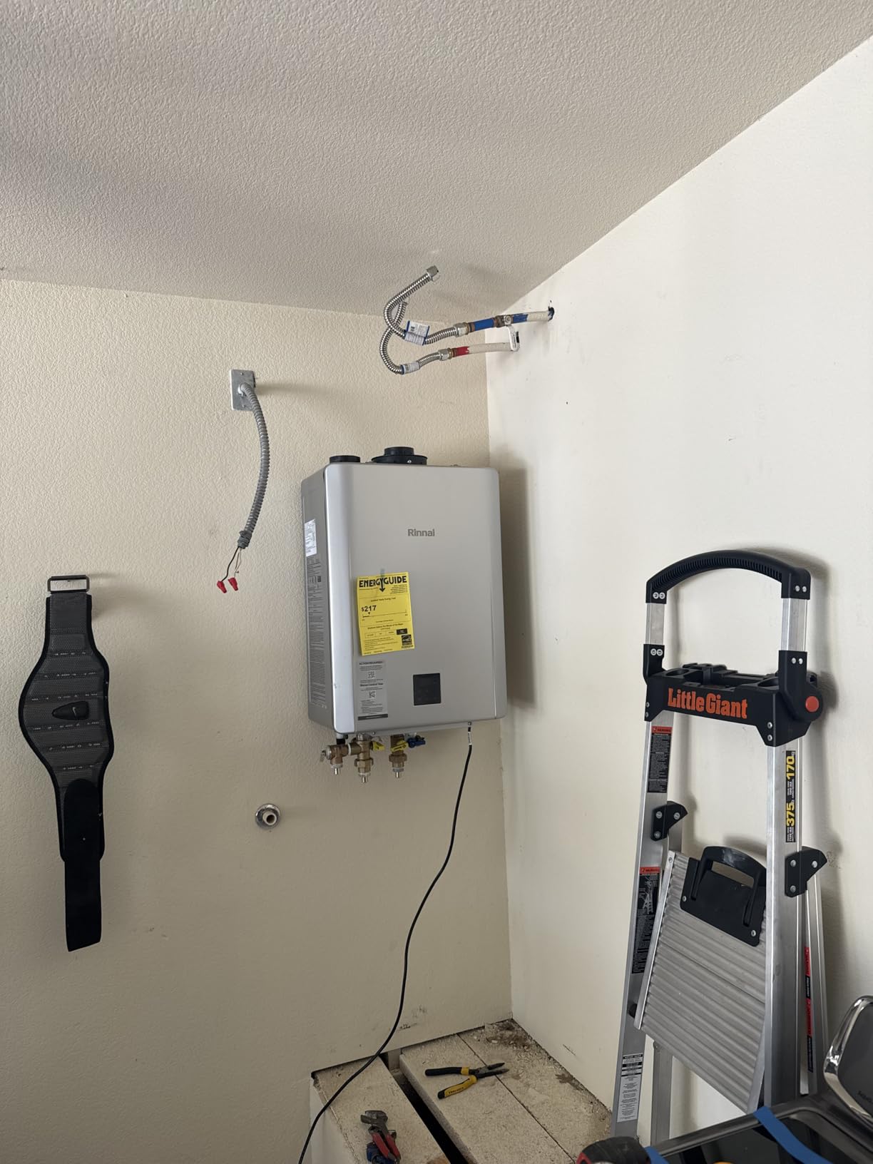 NEW Rinnai RX199iN Condensing Smart Sense Natural Gas or Propane Tankless Water Heater, Indoor or Outdoor Water Heater, Up to 11.1 GPM, 199,000 BTU customer photo 1