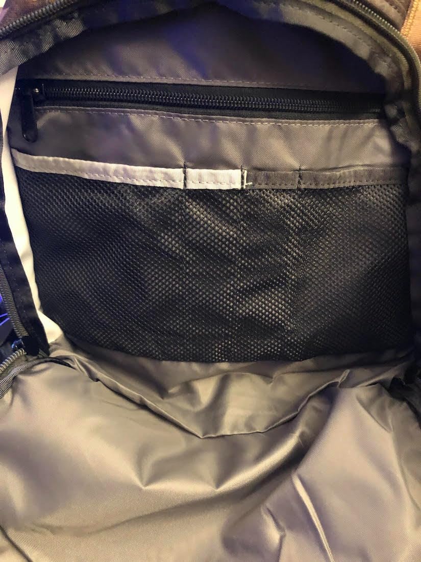 The North Face Vault Everyday Laptop Backpack - Commuter Travel Bag, Water-Repellent Finish, Spacious Compartment, TNF Black customer photo 1