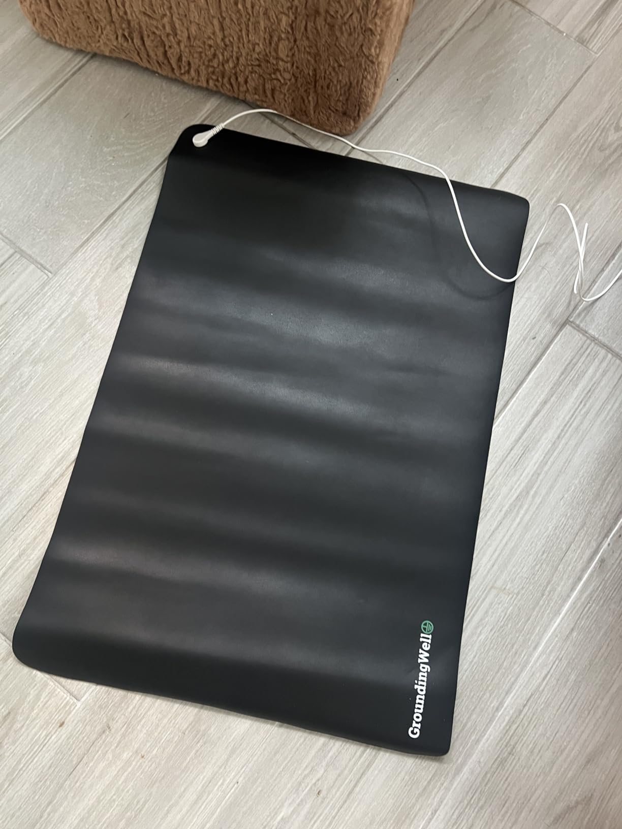 GroundingWell - Grounding Mat for Feet with 15ft Cord, 50K Ohm Resistor, Carbon Layer - Ground Mat for Work, Sleep, Comfort, Wellness Support customer photo 1