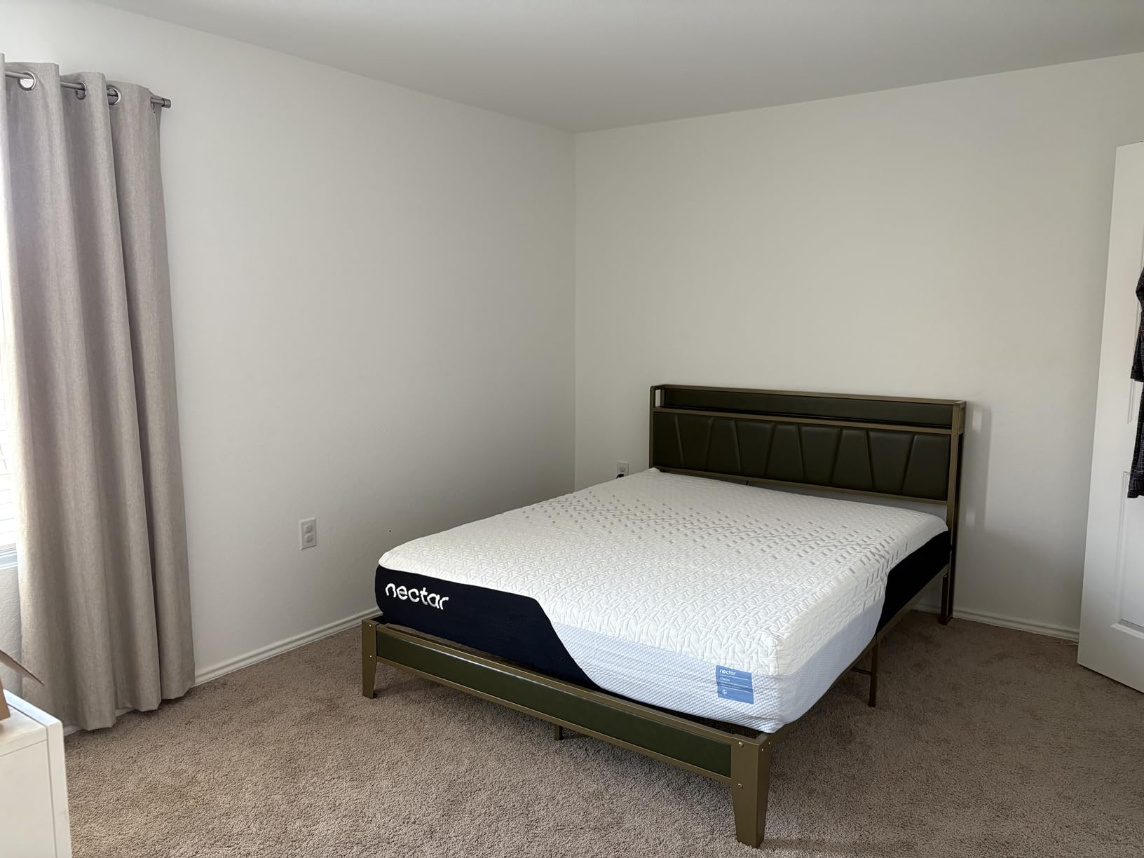 LIKIMIO California King Bed Frames, Storage Headboard with Charging Station, Solid and Stable, Noise Free, No Box Spring Needed, Easy Assembly customer photo 1