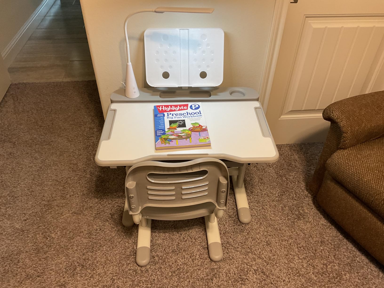 Rengue Kids Desk and Chair Set, Height Adjustable Children School Functional Study Desk with 55° Tiltable Desktop, 3 Modes & Brightness LED Light, Storage Drawer & Metal Hook for Boys Girls (Grey) customer photo 1