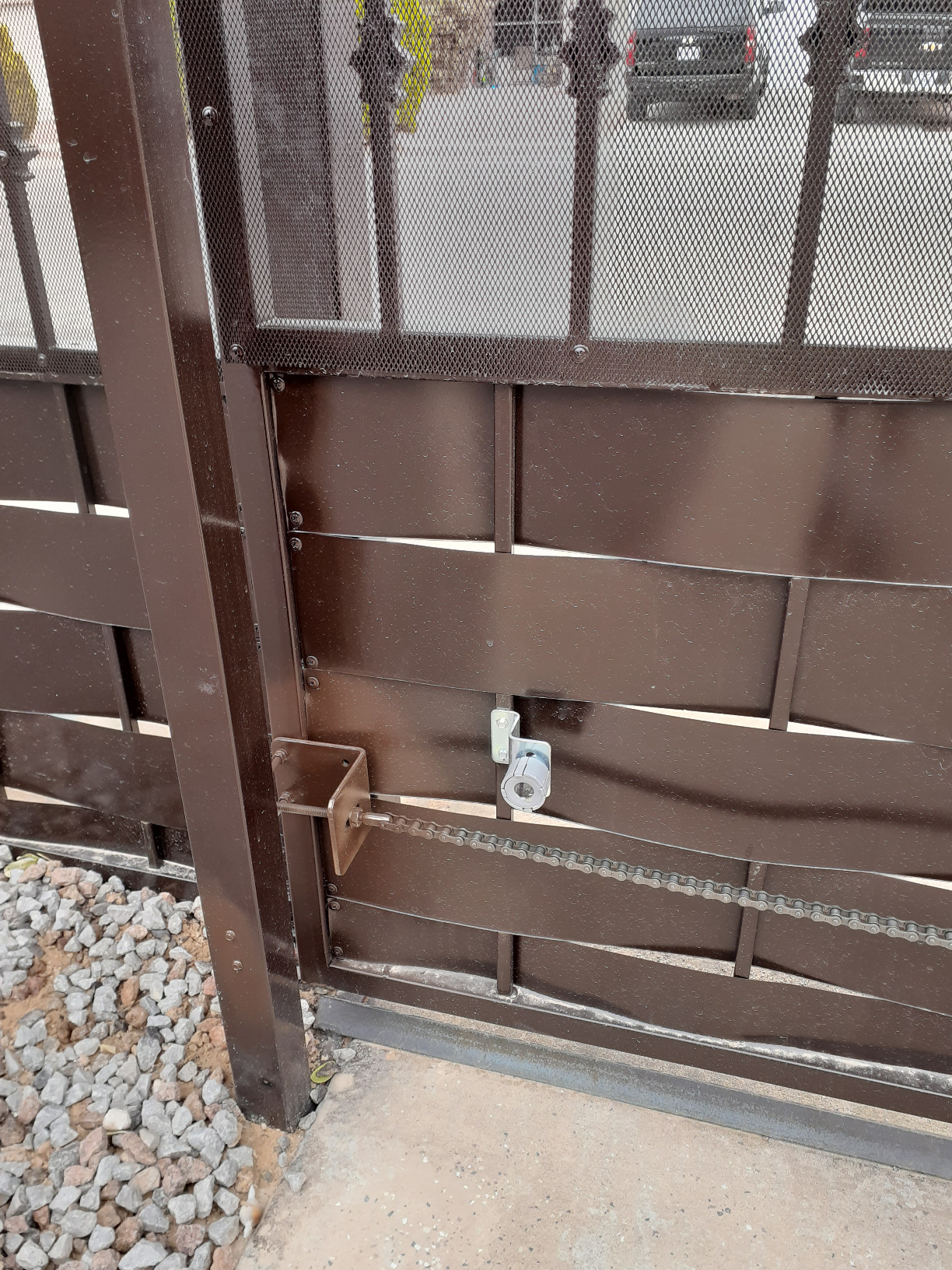 CO-Z Automatic Gate Opener with Wireless Gate Opener Keypad, 280W Sliding Door Opener Kit for 1400lb Doors, Smart Driveway Sliding Gate Opener with 20ft Driven Chain customer photo 1