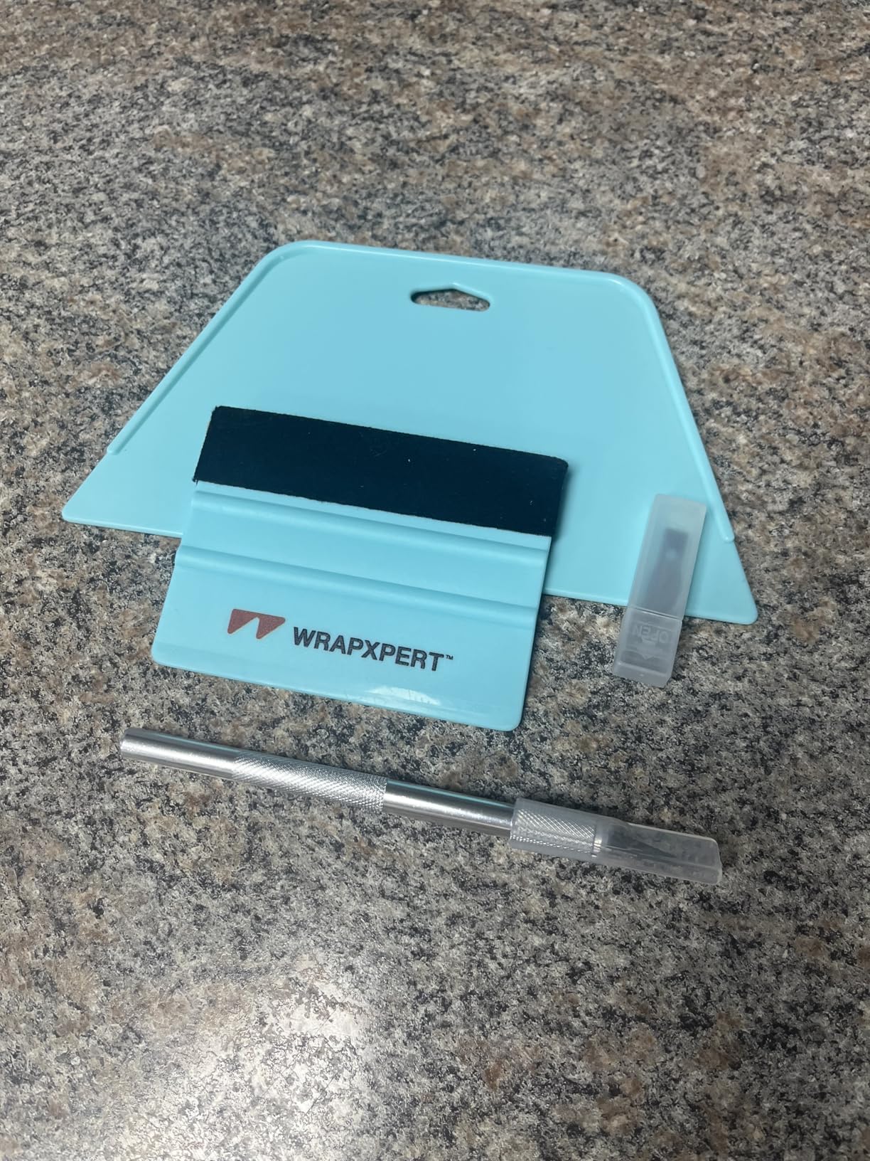 WRAPXPERT Peel and Stick Wallpaper Tools,Wallpaper Smoothing Tool Kit with Smoother,Edge Guider,Paste Brush for Backsplash Tile,Contact Paper customer photo 2