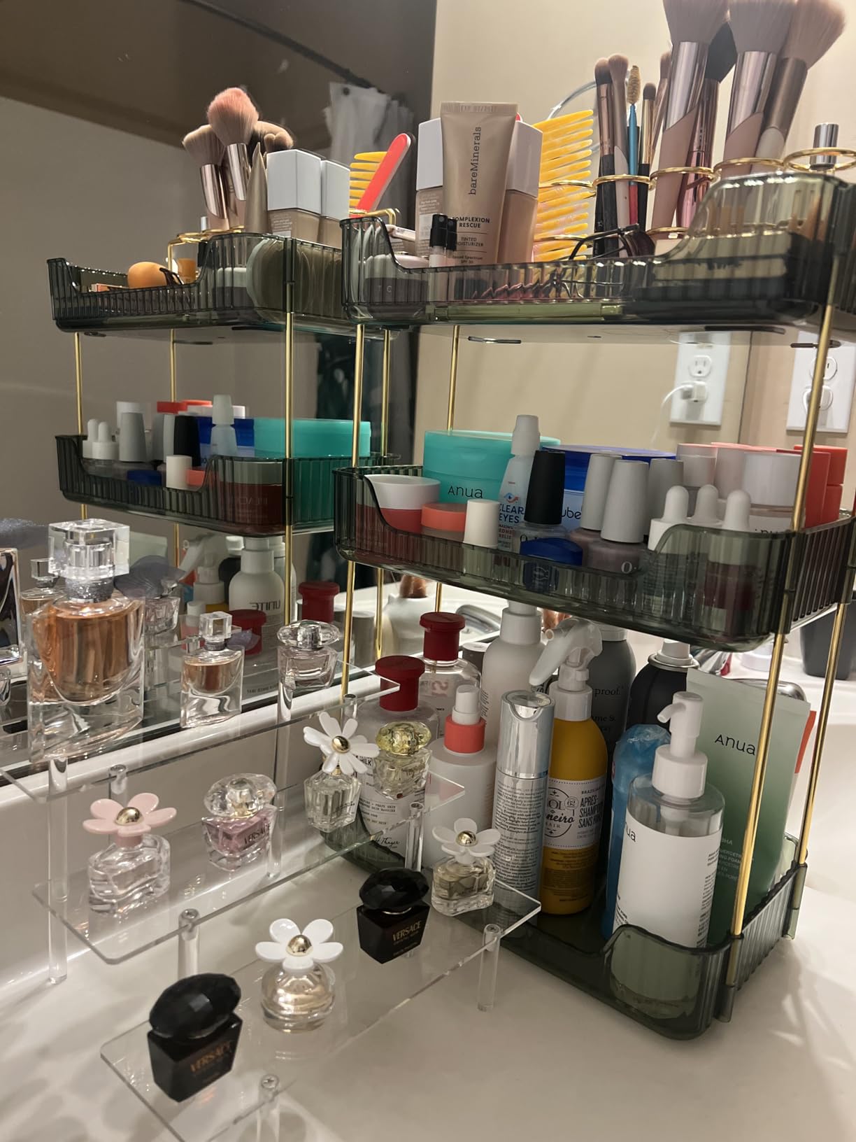 SONGMICS Makeup Organizer, 3-Tier Round Rotating Skincare Organizer Countertop, Customizable, Toiletries Vanity Organizer, Lazy Susan, Gift, Cloud White UJKA011W01 customer photo 1