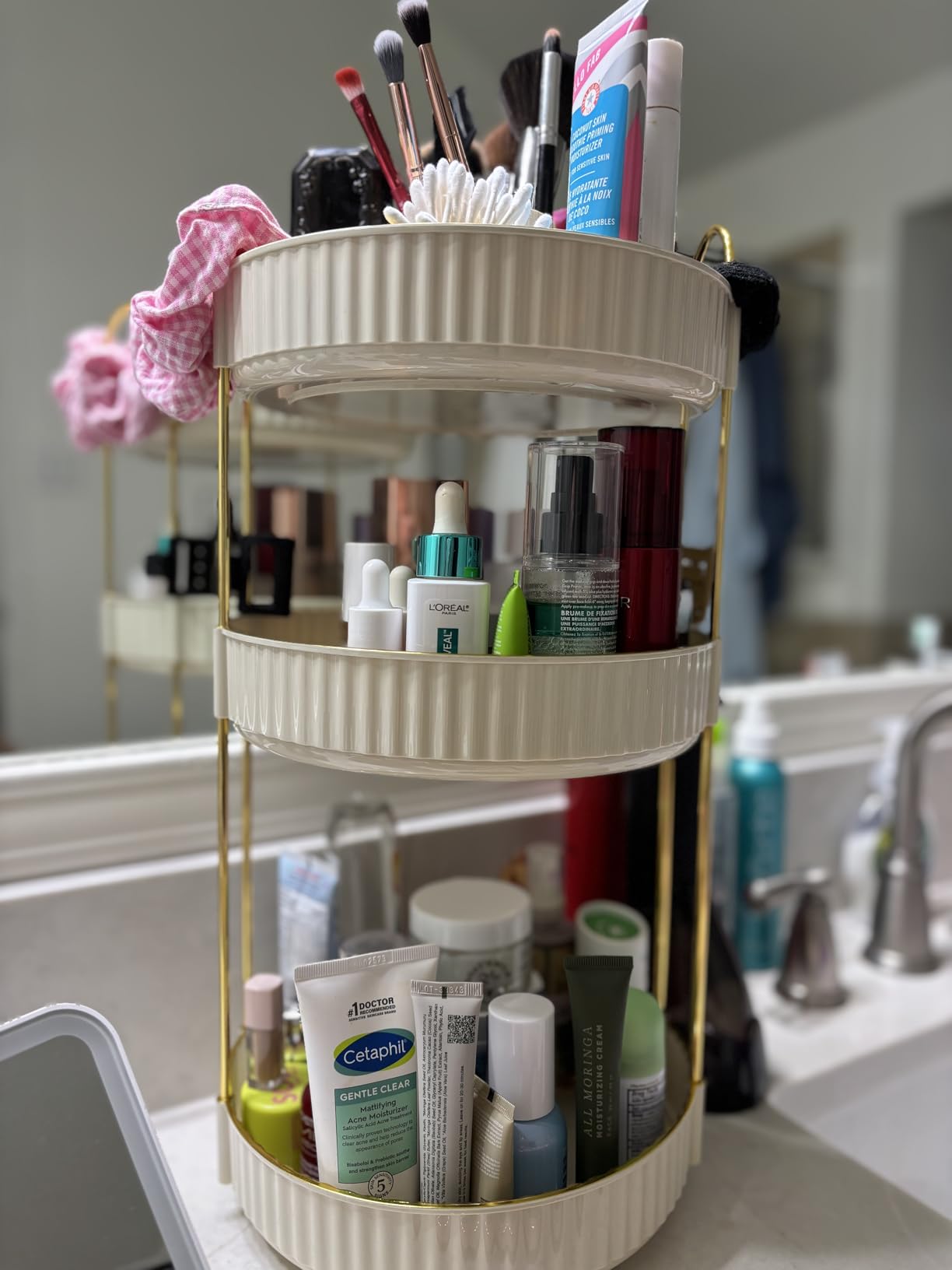 SONGMICS Makeup Organizer, 3-Tier Round Rotating Skincare Organizer Countertop, Customizable, Toiletries Vanity Organizer, Lazy Susan, Gift, Cloud White UJKA011W01 customer photo 2
