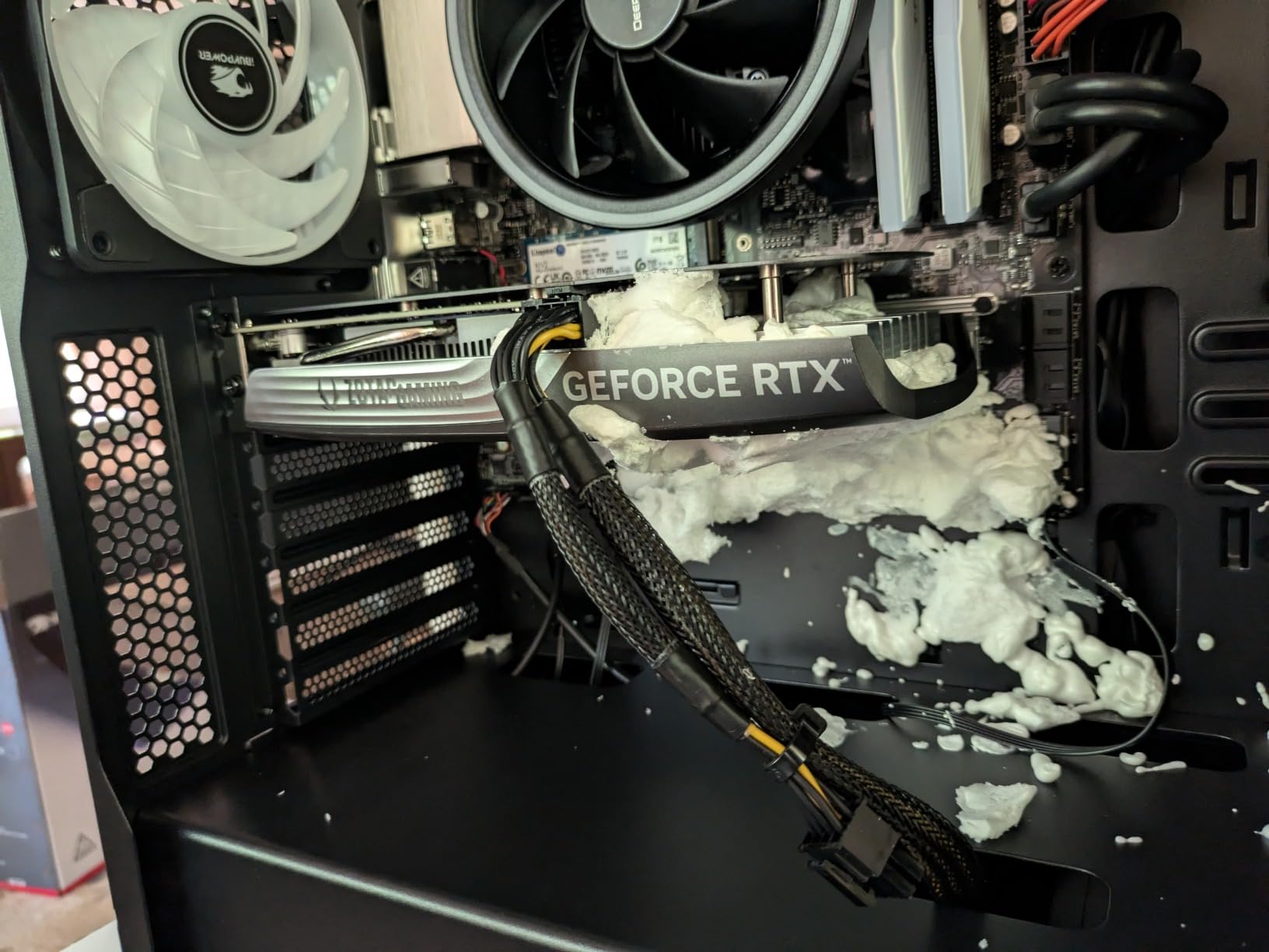 TraceMesh Gaming PC Computer Desktop TMA7N4601 (AMD Ryzen 7 5700, RTX 4060 8GB, 16GB DDR4 3200 (8x2), 1TB NVMe SSD, WiFi Ready, Windows 11 Home) customer photo 1