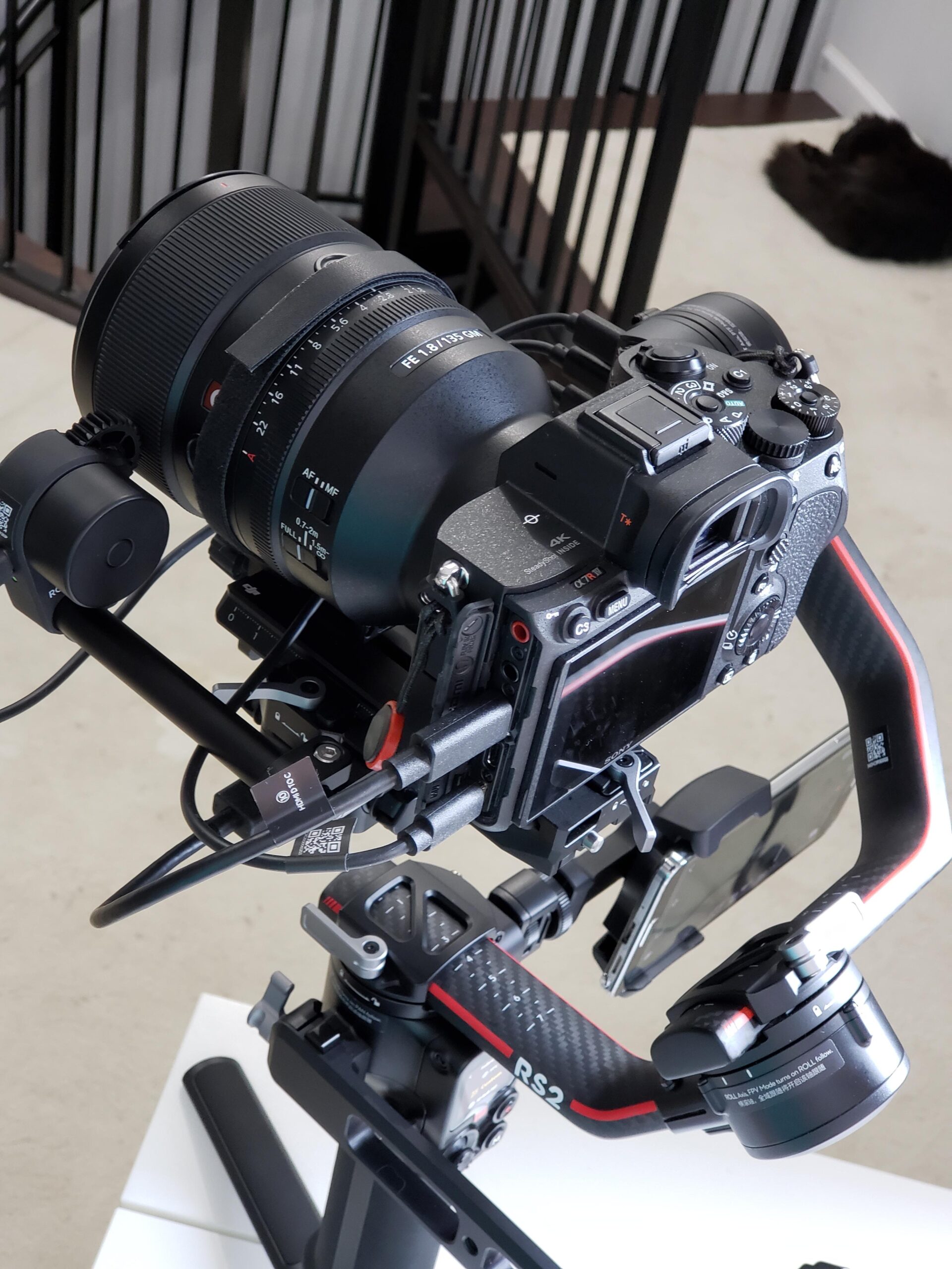 DJI RS 4 Pro, 3-Axis Gimbal Stabilizer for DSLR & Cinema Camera Stabilizer Canon/Sony/Panasonic/Nikon/Fujifilm, 2nd-Gen Native Vertical Shooting, 4.5kg (10lbs) Payload customer photo 2