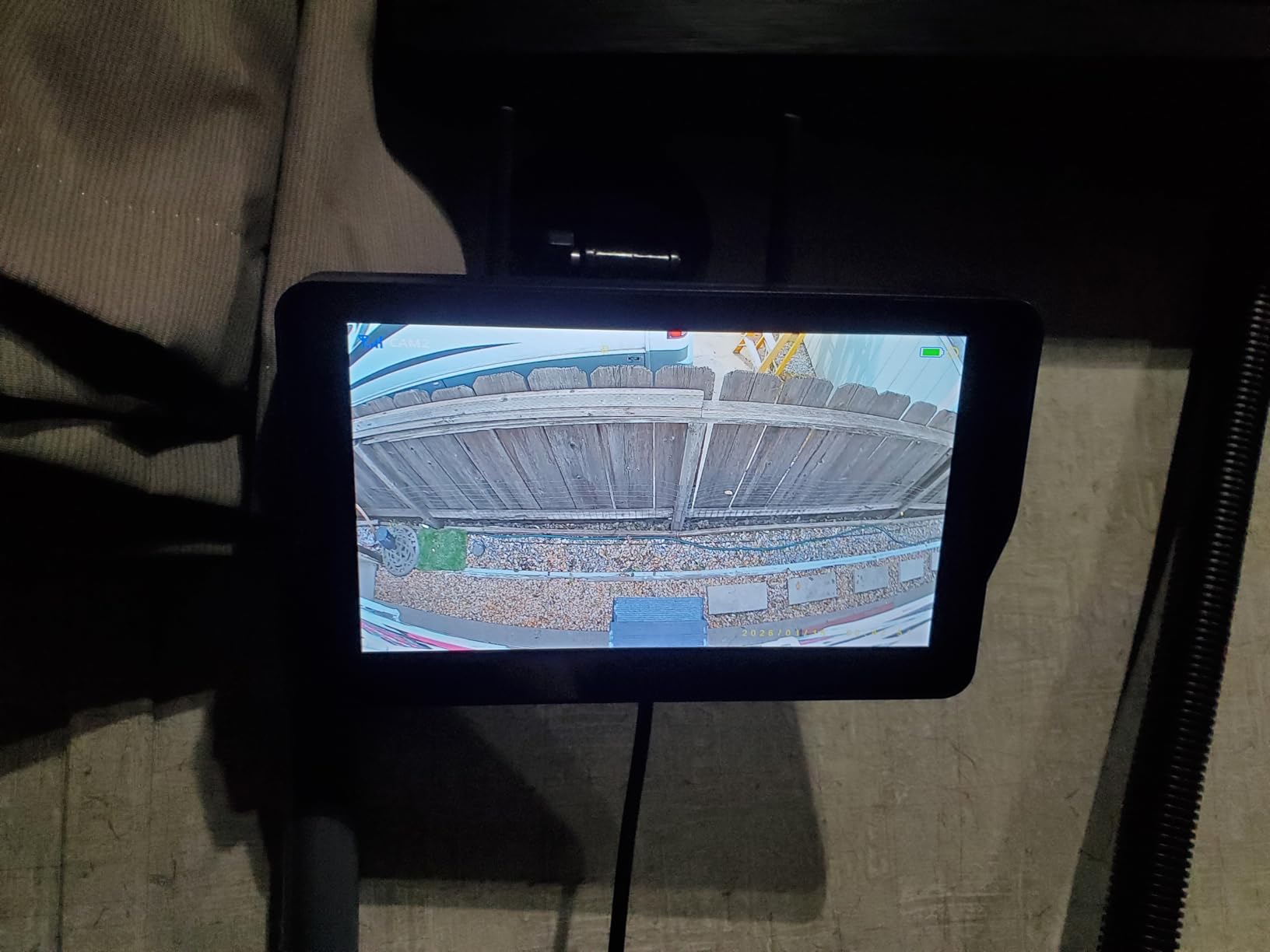 Magnetic Solar Wireless Backup Camera: 7