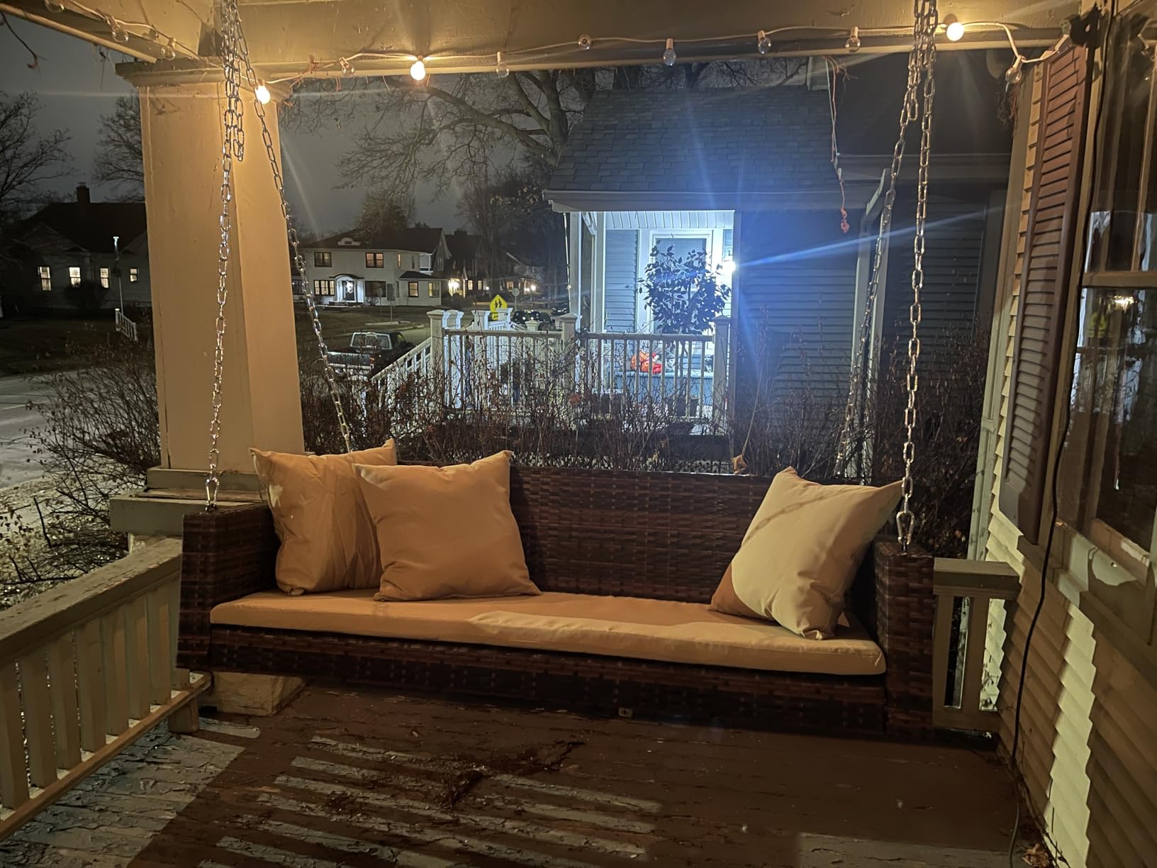 VINGLI 4 FT Rattan Porch Swing Outdoor Support 800 LBS with Cushions & Adjustable Chains, Patio Wicker Swing Bench Chair for Garden, Yard, Lawn, Tree, Grey customer photo 1