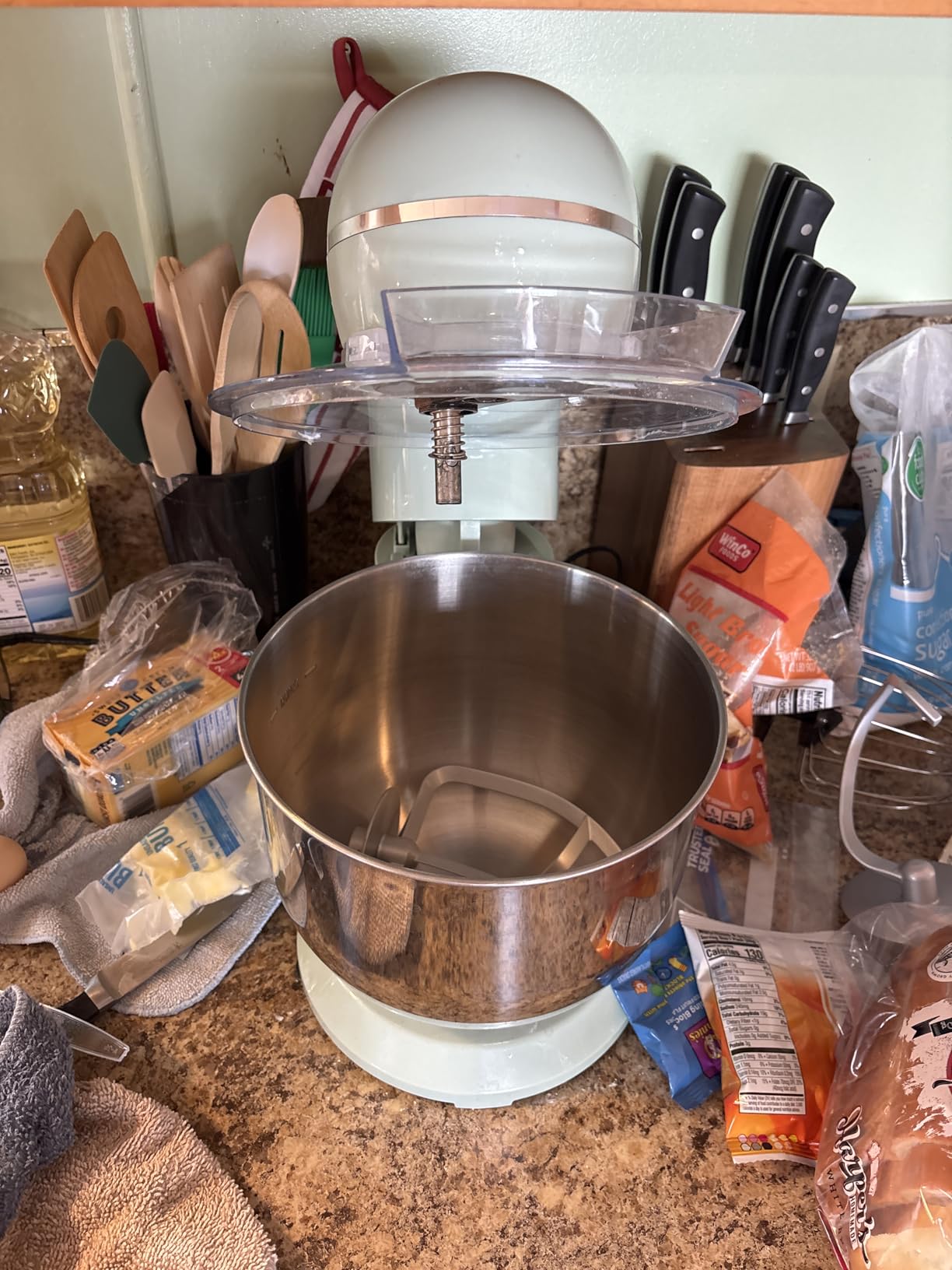 Stand Mixer, 6.5QT 10-Speed Tilt-Head Electric Stand Mixer, 3-In-1 Kitchen Mixer with Bowl, Dough Hook, Whisk and Beater, Food Mixer for Baking, Cake and Most Home Cooks, Black customer photo 1
