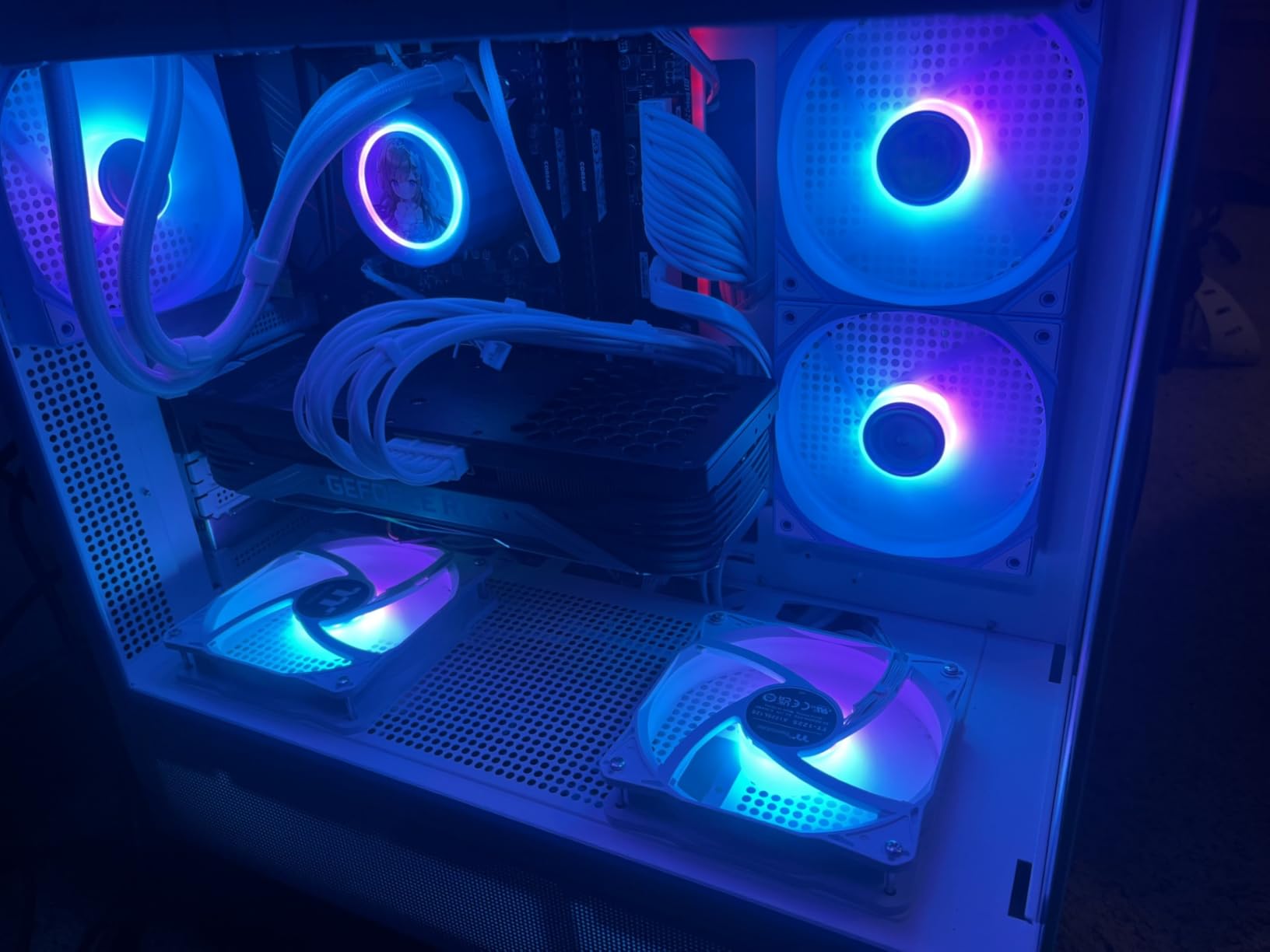 ShakingTank ARGB and PWM Hun, 9 Ports for A-RGB &PWM Case Fan Hub with Controller and SATA Power Input, Magnetic backplane Splitter 5V/3PIN Case Fan Hub Adapter PWM ARGB Fan White customer photo 2
