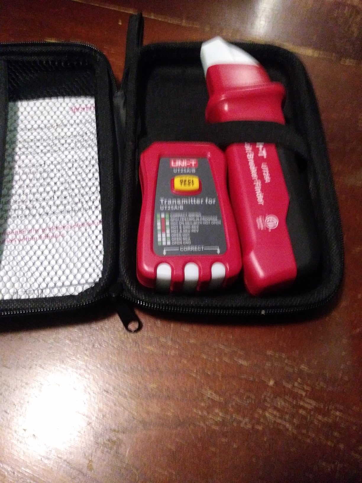 UNI-T AC/DC Advanced Circuit Tracer and Breaker Finder Kit, Wire Tracer Electrical in Wall Underground Short Open Detection 8V-480V Voltage Measurement 8 Languages(UT25CL) customer photo 1