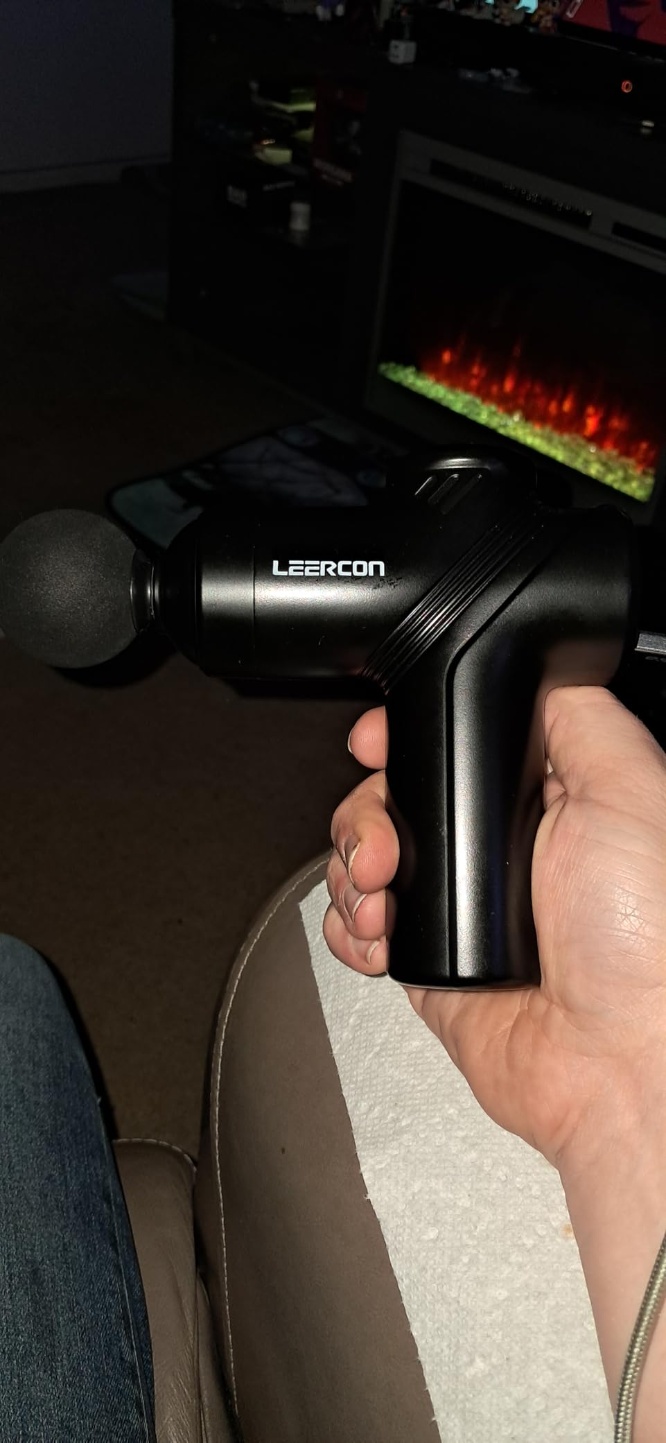 Massage Gun Deep Tissue, Silent Brushless Motor and Portable Massage Gun with 4 Interchangeable Heads for Deep Muscle Relief and Relaxation customer photo 1