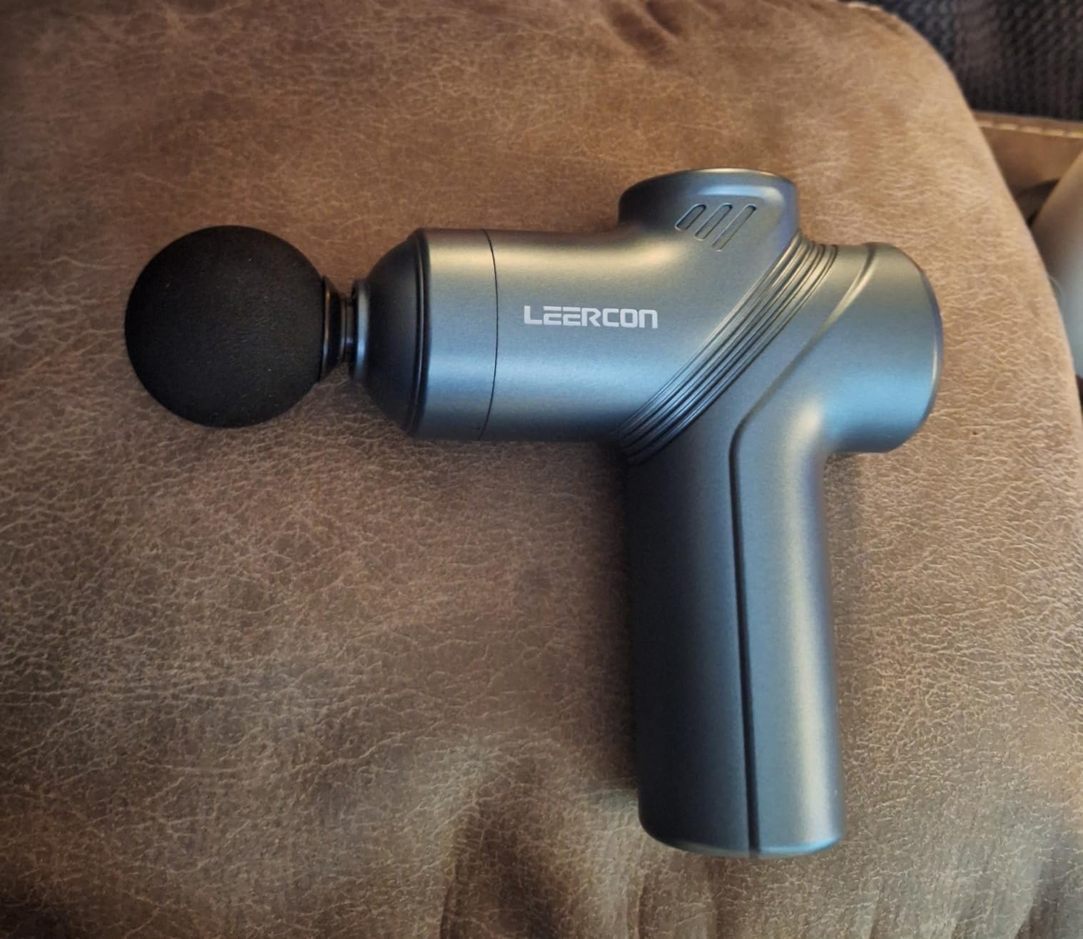 Massage Gun Deep Tissue, Silent Brushless Motor and Portable Massage Gun with 4 Interchangeable Heads for Deep Muscle Relief and Relaxation customer photo 2