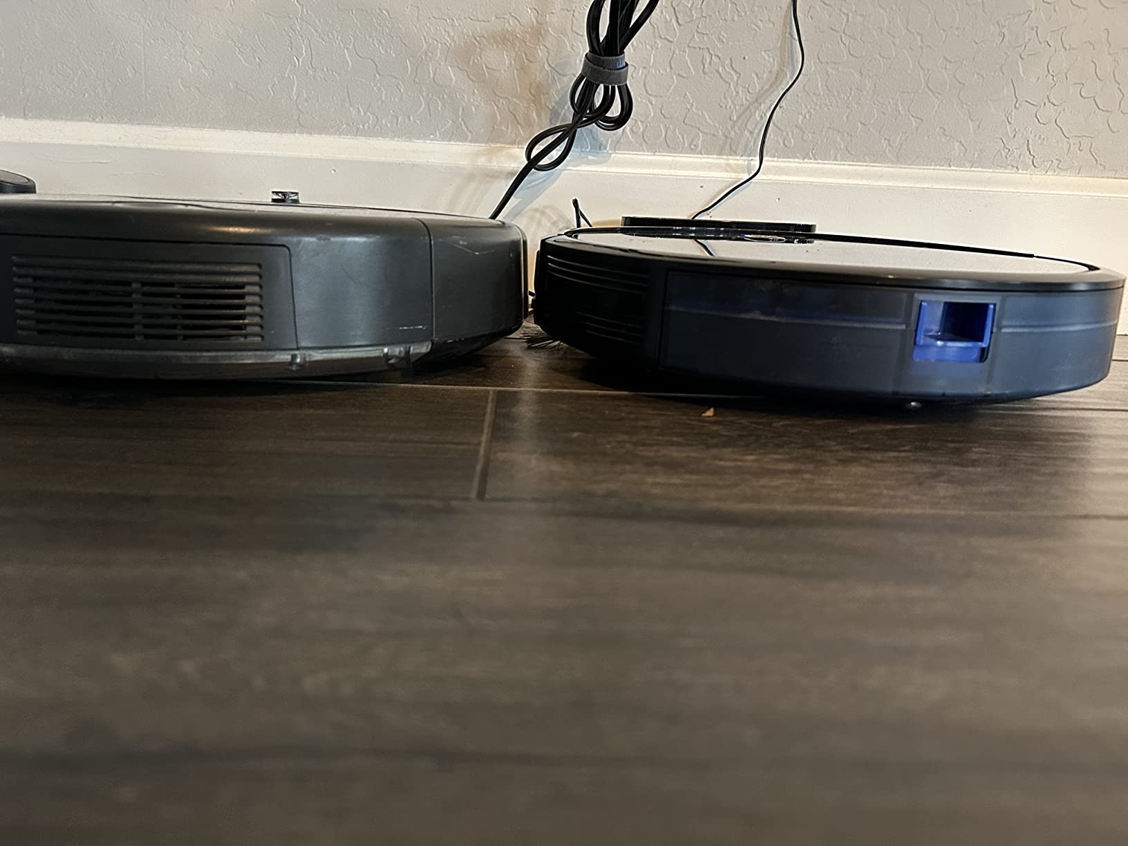 eufy Certified Like-New X10 Pro Omni Robot Vacuum and Mop Combo, 8,000 Pa Suction, Dual Mops with 12 mm Auto-Lift and Carpet Detection, Auto Mop Washing, Auto Drying, Self-Emptying(Renewed) customer photo 1