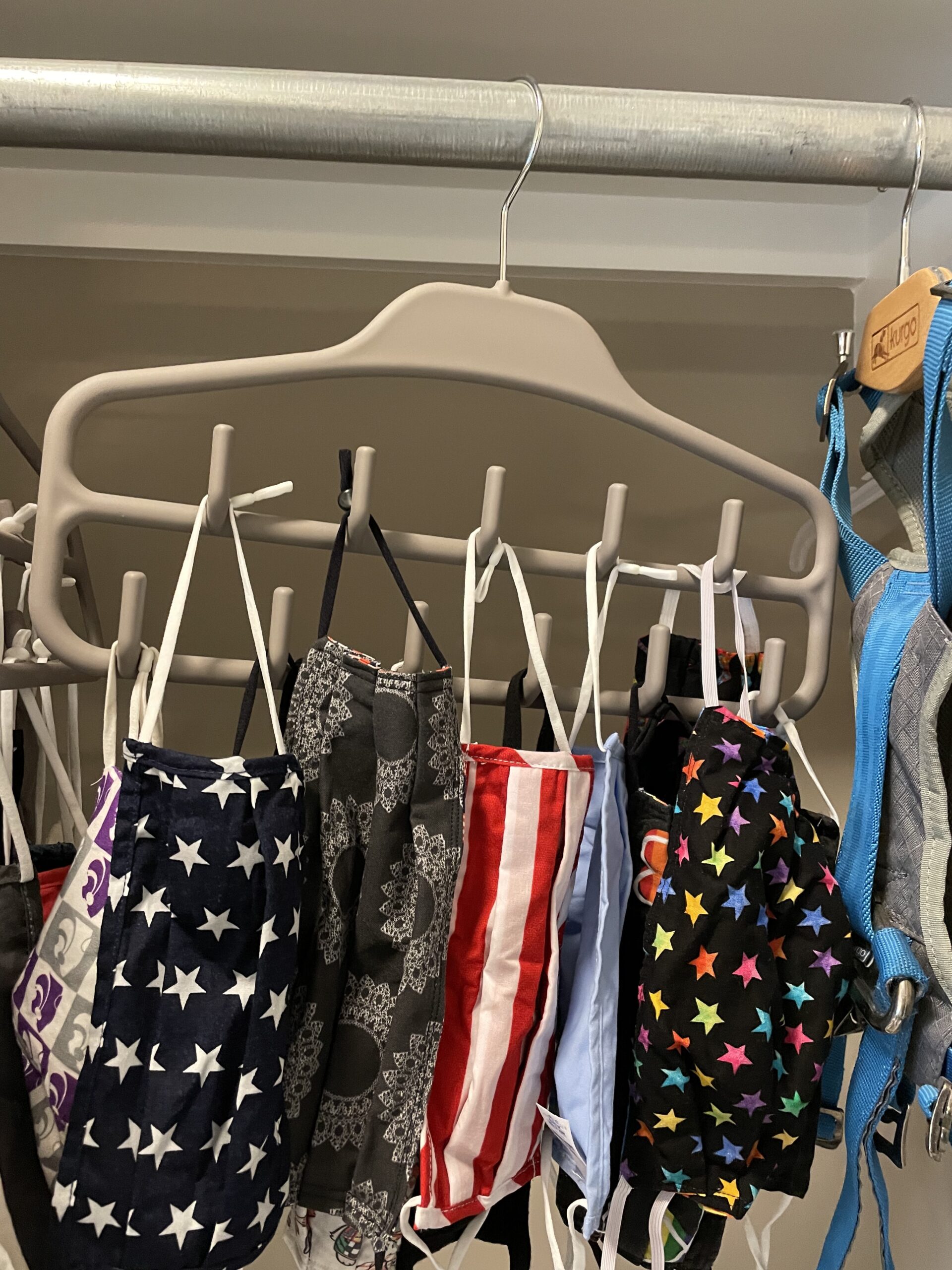 ELONG HOME Belt Hanger for Closet, 2 Pack Closet Organizers and Storage Belt Rack Max 48 Belts, Multifunction Wooden Hanger Tie Rack customer photo 2
