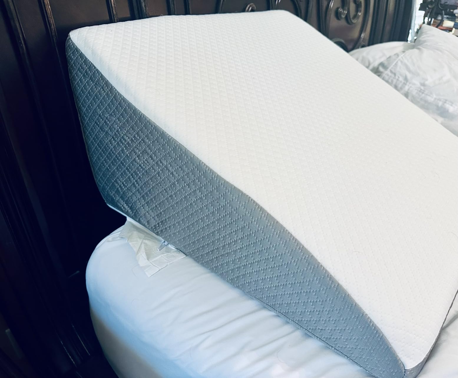 Wedge Pillow for Sleep Apnea, Bed Wedge Pillow for Headboard, Headboard Triangle Pillow Wedge for Acid Reflux, After Surgery, Snoring, Cooling Memory Foam Top, Removable Cover, 24x24x12Inch customer photo 1