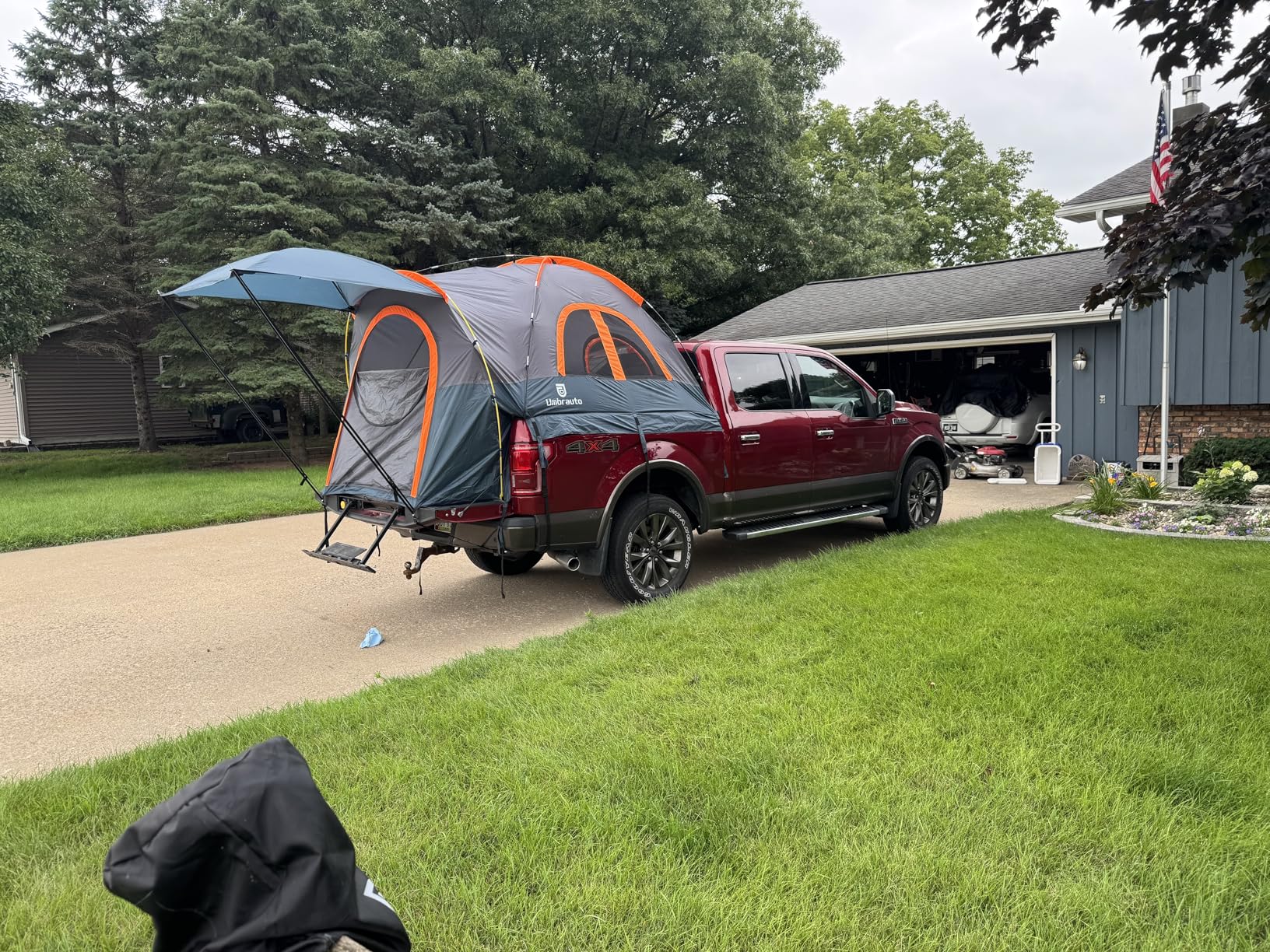 Umbrauto Truck Bed Tent with Awning: 6.4-6.7FT PU3000mm Waterproof Tailgate Pickup Truck Tents, Easy Set-up for 2 Person, Fits Full Size Short Bed, Chevy, Dodge, Ford, GMC, Green customer photo 2