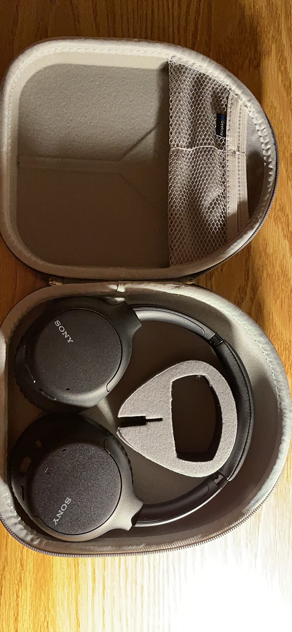 Geekria Shield Headphones Case Compatible with Sony WH-1000XM5, WH-1000XM4, WH-1000XM3, Replacement Hard Shell Travel Carrying Bag - Dark Grey customer photo 1