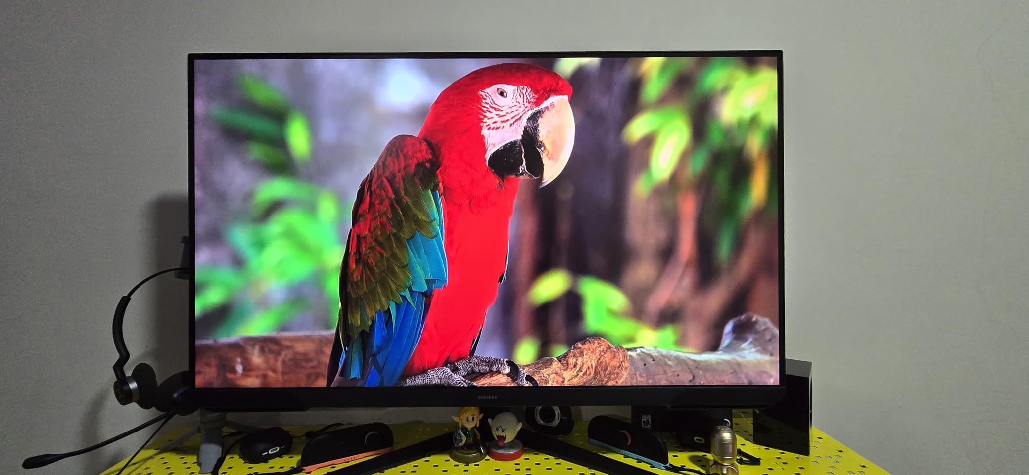 Samsung 32-Inch Odyssey G3 (G30D) Series FHD Gaming Monitor, 1ms, 180Hz, AMD FreeSync, Adjustable Stand, Black Equalizer, Virtual Aim Point, Eye Saver Mode, Flicker-Free customer photo 2