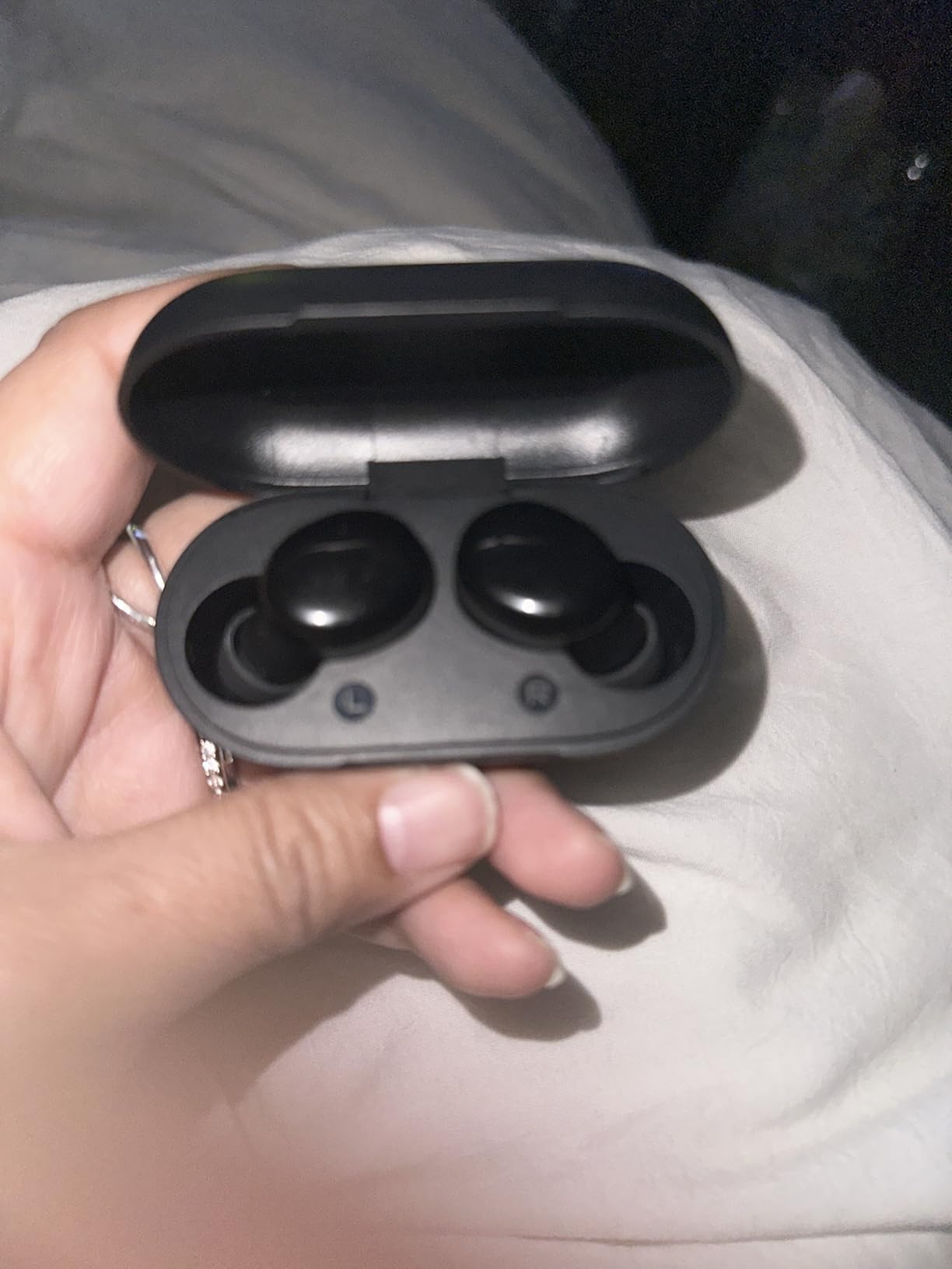 kurdene Wireless Earbuds Bluetooth 5.3 in Ear Buds Light Weight Headphones,Deep Bass Sound,Built in Mics Headset,Clear Calls Earphones for Sports Workout customer photo 2