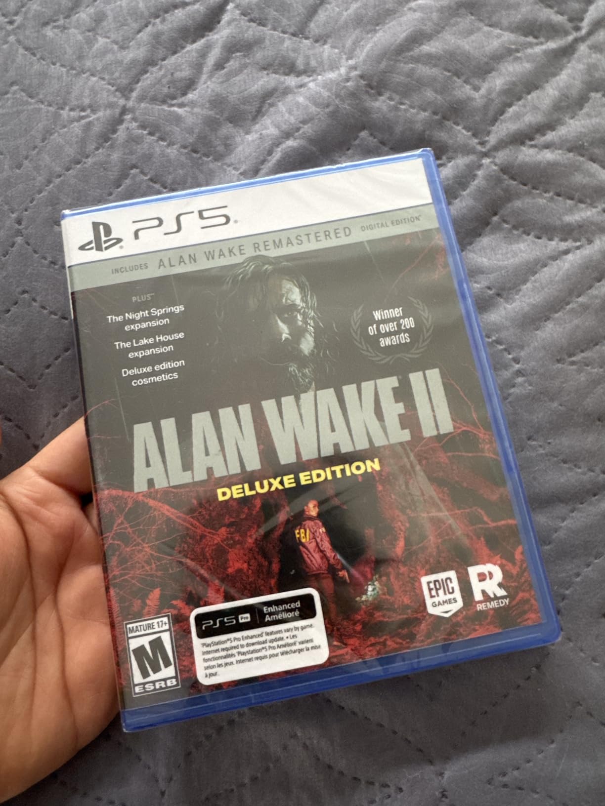 Alan Wake 2 Deluxe Edition - PlayStation 5 customer photo 1