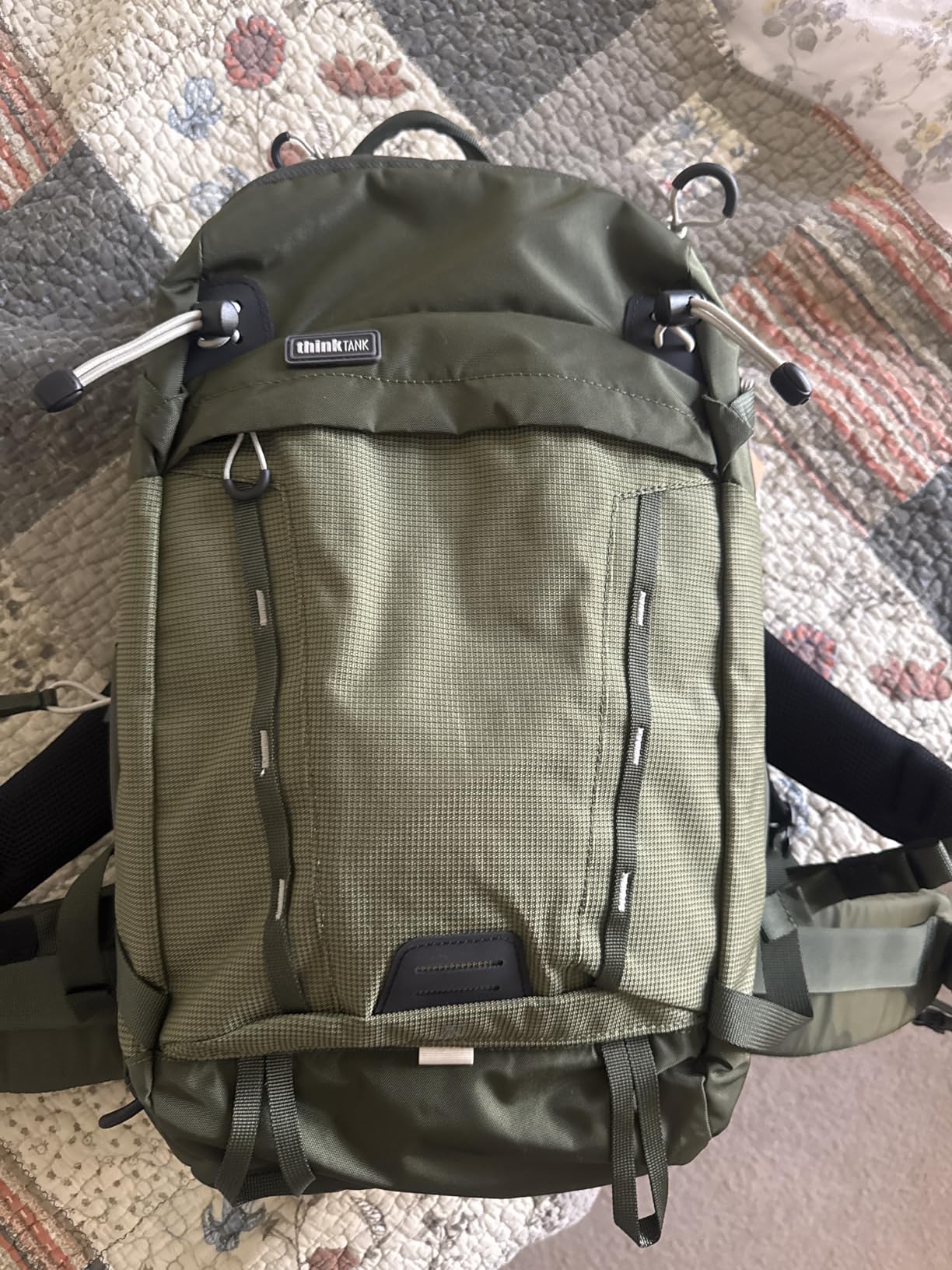 Think Tank BackLight 36L Camera Daypack Backpack for DSLR, Mirrorless, Photography and Video - Slate Black customer photo 2
