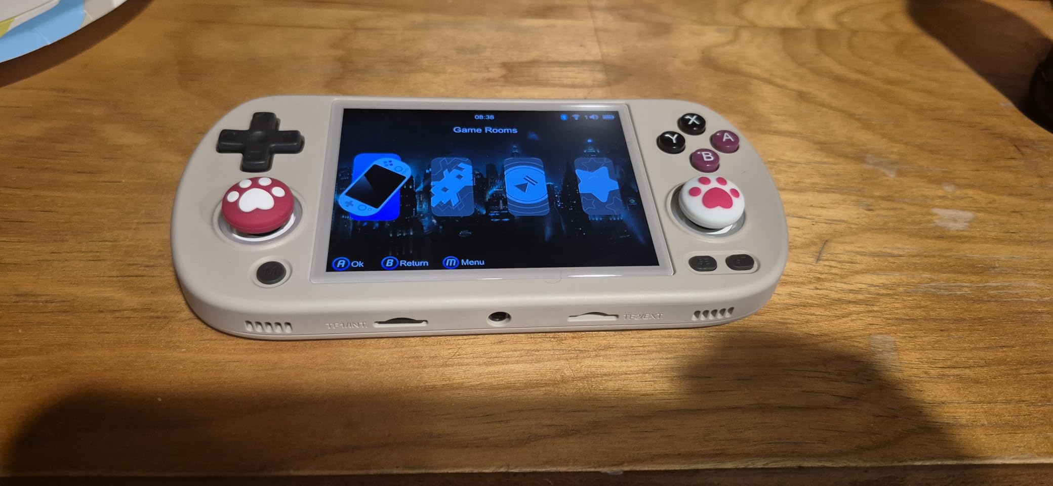 ANBERNIC RG40XX H Retro Gaming Console with 4.0'' IPS Screen, 64GB TF Card, Linux 64-bit System, Supports 5G WiFi, Bluetooth, HDMI and TV Output customer photo 1
