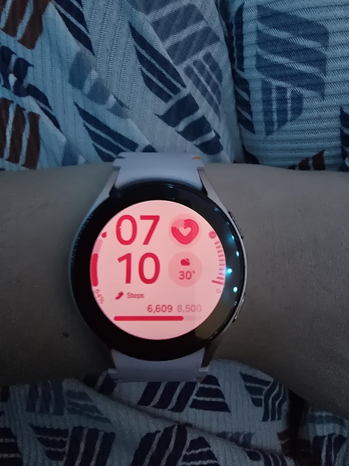 Samsung Galaxy Watch FE 40mm LTE AI Smartwatch w/Fitness Tracking, BIA Sensor, Personalized HR Zones, Heart Rate Tracker, Sleep Monitor, 2024, Silver [US Version, 1Yr Manufacturer Warranty] customer photo 1