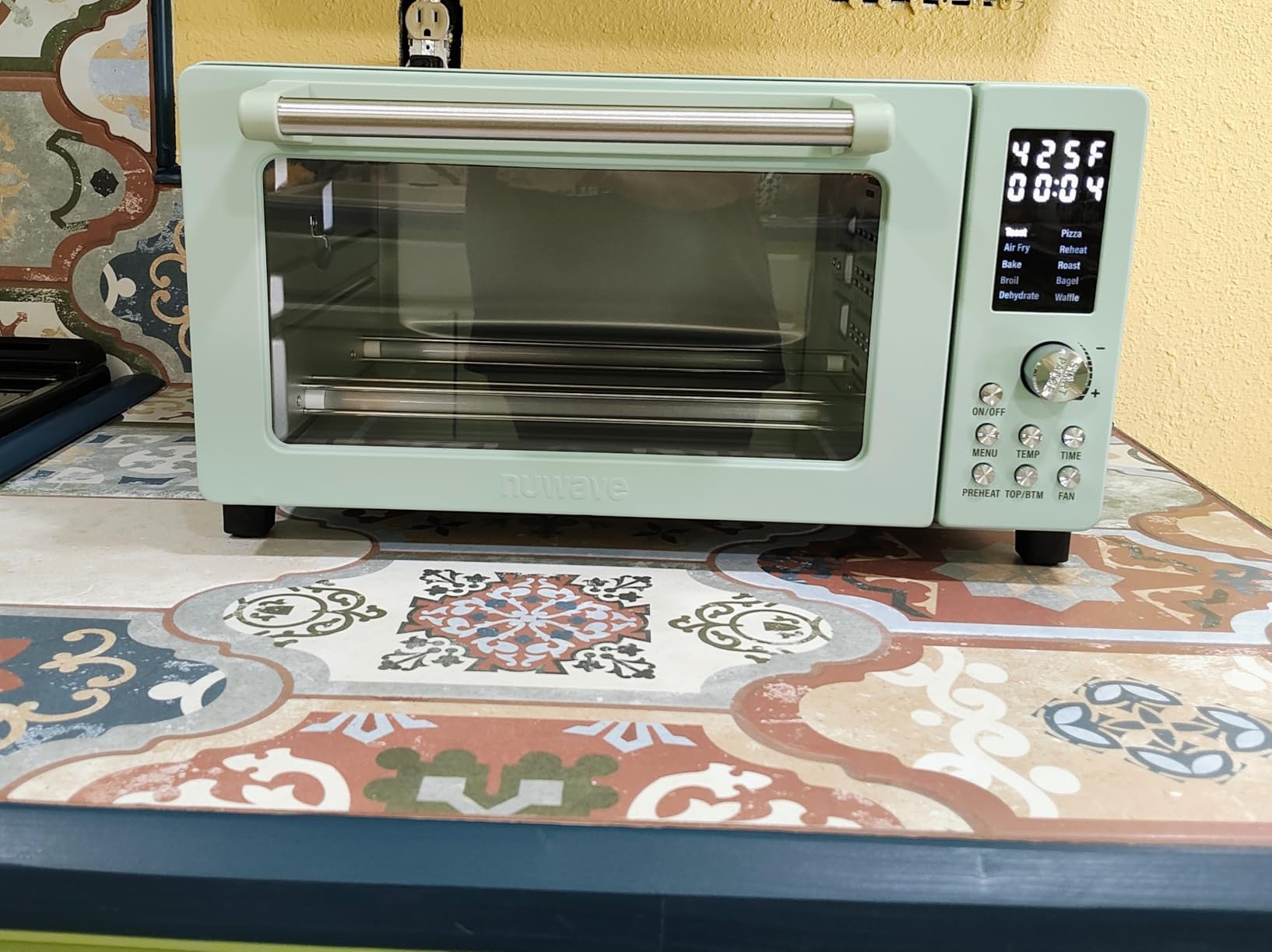 Nuwave Bravo Pro Smart Air Fryer Toaster Oven Combo, Airfryer Convection Oven Countertop, 10-in-1 Functions with Quicker & Even Crisp Technology, 1800W, 50-450°F, PFAS-Free, 21QT, Vanilla Cream customer photo 1