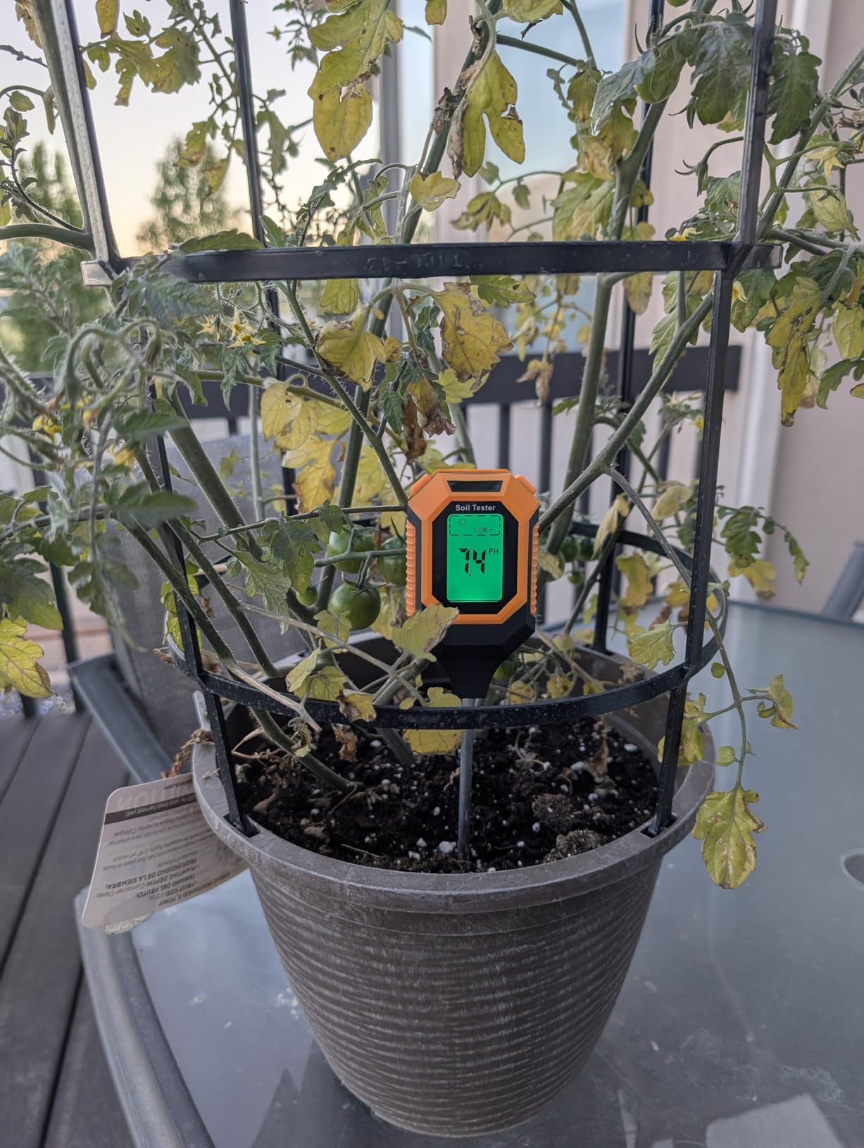4-in-1 Soil Moisture Meter Digital PH Meter/Soil Moisture/Plant Temperature/Sunlight Intensity, Backlight LCD Display, Soil Test Meter for Garden, Lawn, Plant Care, Farm and Indoor Outdoor Plants customer photo 1