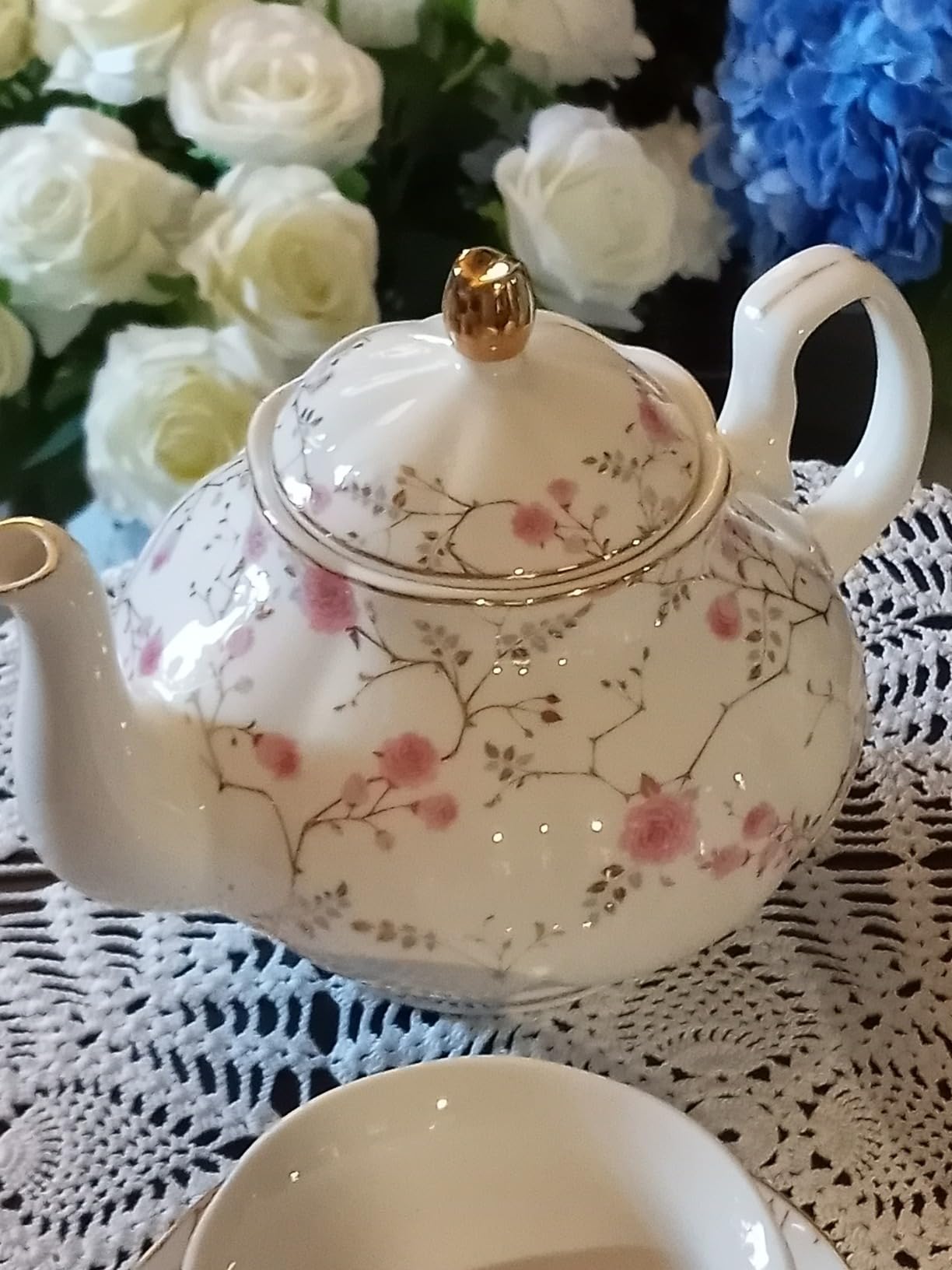 fanquare Bone China Tea Sets for Adults, 21-Piece Blue Lace and Roses Porcelain Tea Service with Sugar Bowl & Creamer, English Cremic Floral Teacups Set of 6 for Women Tea Party customer photo 1