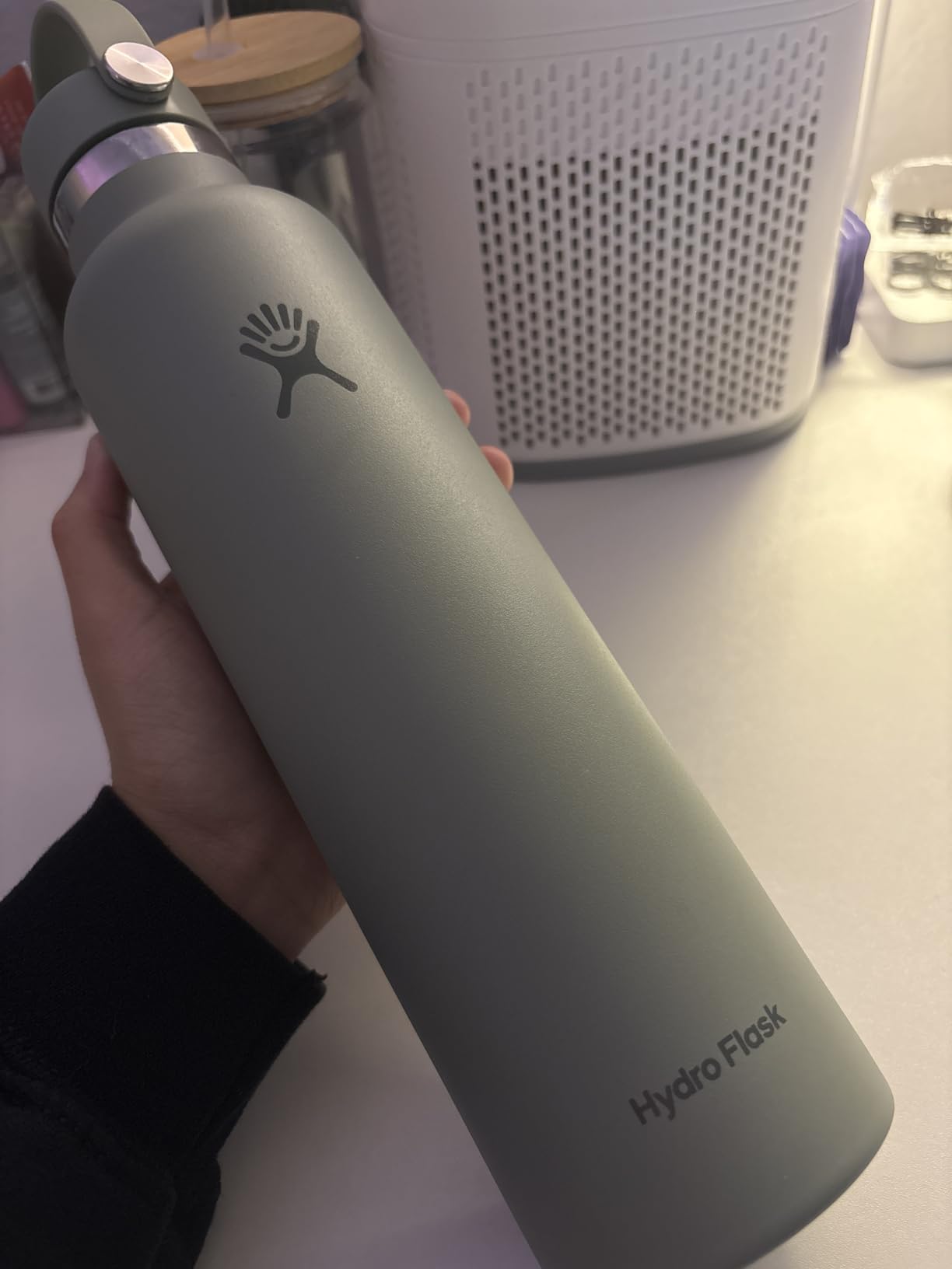 Hydro Flask Water Bottle - Insulated Stainless Steel - 24 Oz Surf Blue customer photo 1