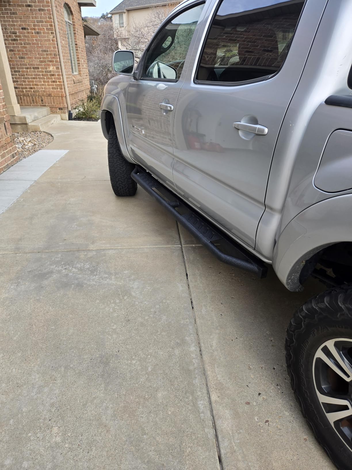 Tyger Auto Trax Side Steps Compatible with 2018-2026 Jeep Wrangler JL 4-Door (Not Fit JK) | TG-TX7J27118 | Textured Black Rail Running Board customer photo 1