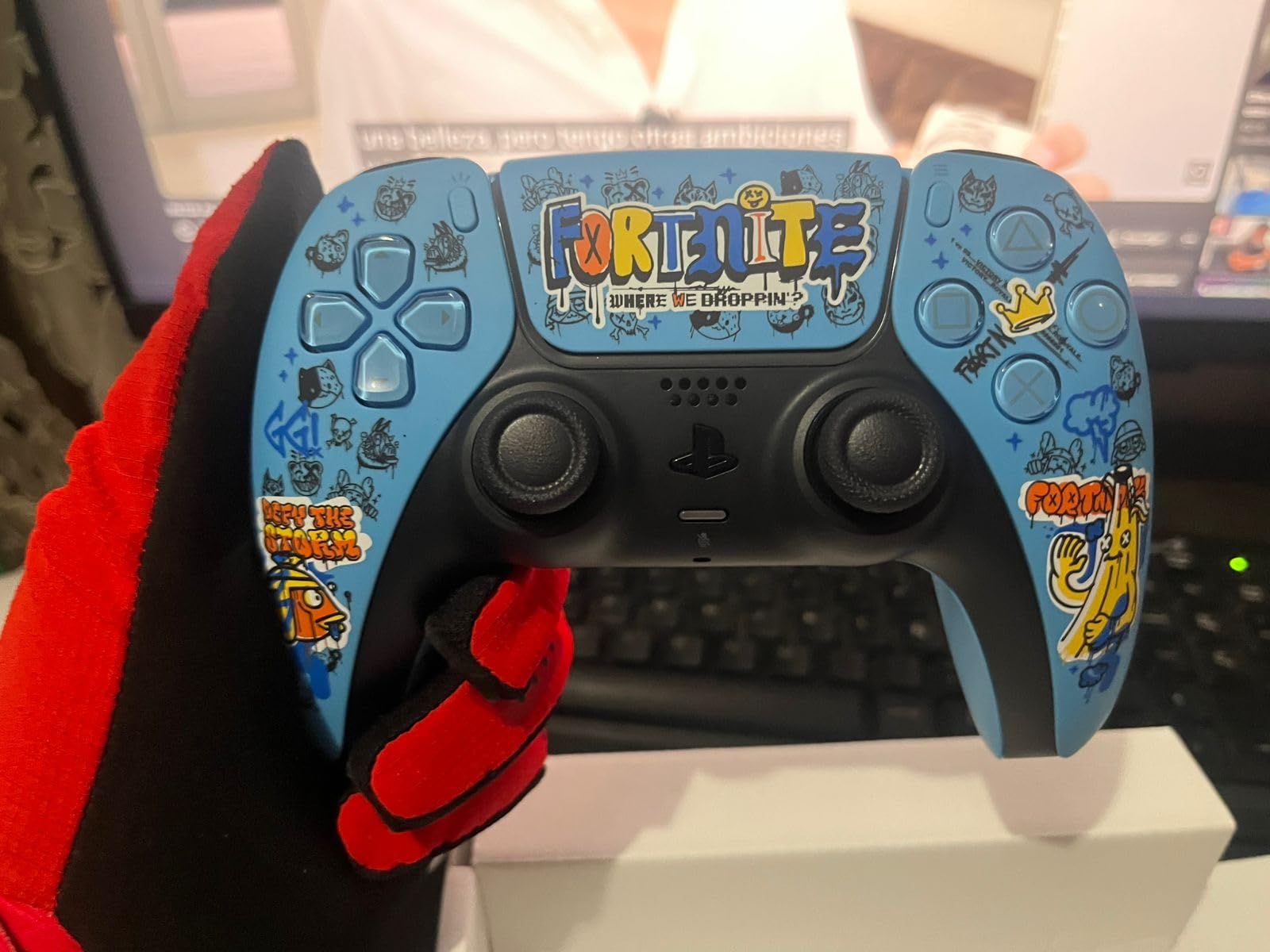 PlayStation DualSense Wireless Controller - Fortnite Limited Edition customer photo 1