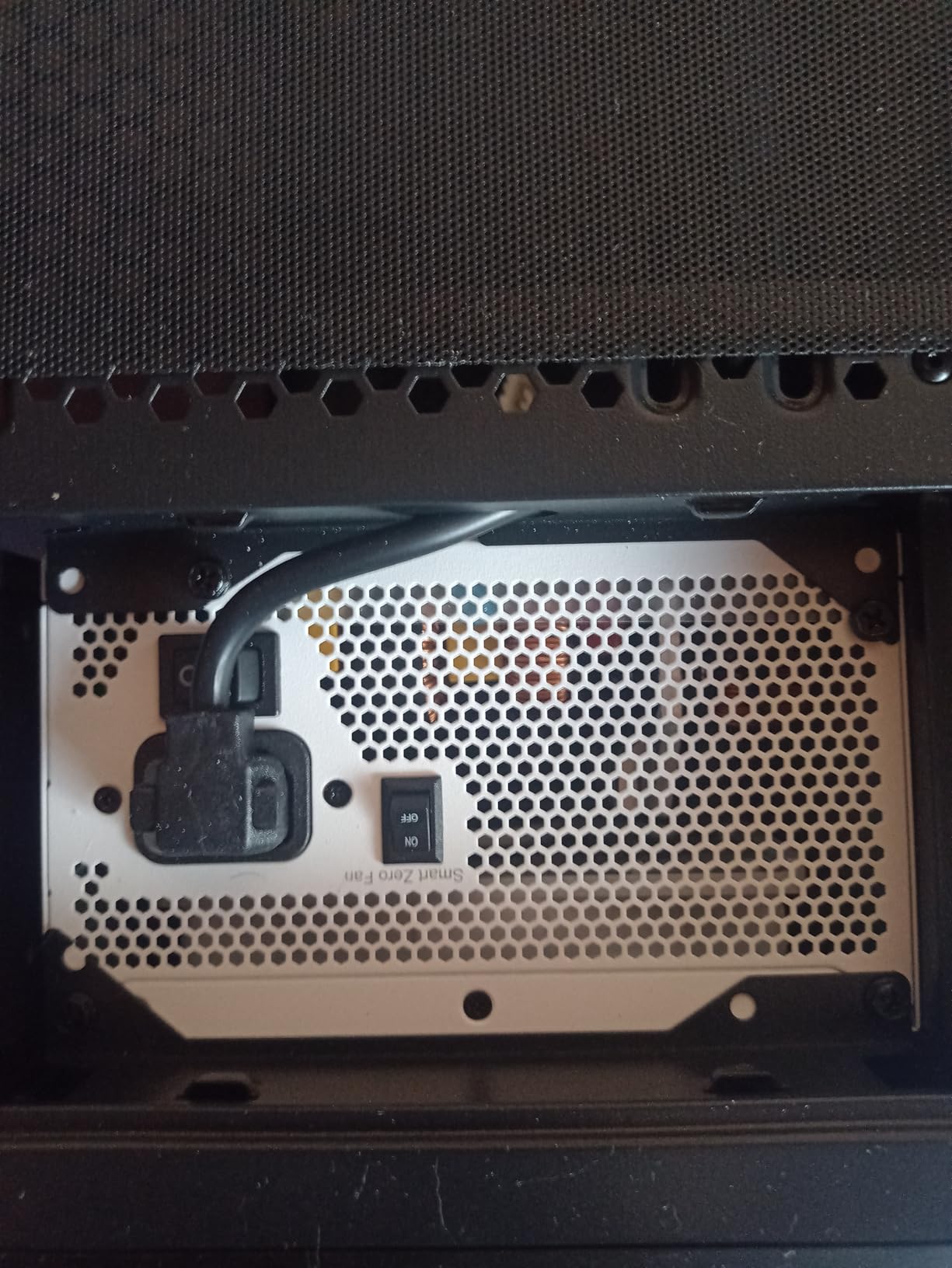 Thermaltake Toughpower GT 750W ATX 3.1 Standard Power Supply; 80 Plus Gold Efficiency; Smart Zero Fan; Native 300W PCIe 5.1 Connector; PS-TPT-0750FNFAGU-3; 5 Year Warranty customer photo 1