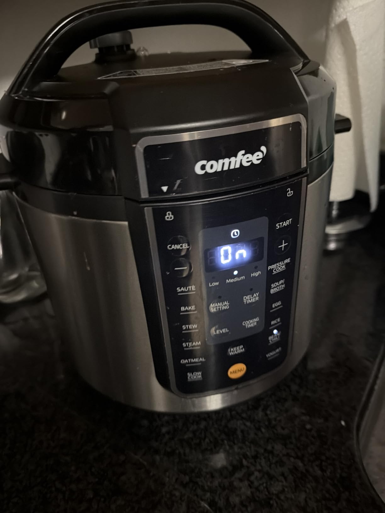 COMFEE' Pressure Cooker 8 Quart with 16 Cooking Functions, Olla de Presion Non-Stick Pot Yogurt Maker Rice Cooker Slow Cooker Sauté Steamer, Healthy Ceramic Inner Pot customer photo 1
