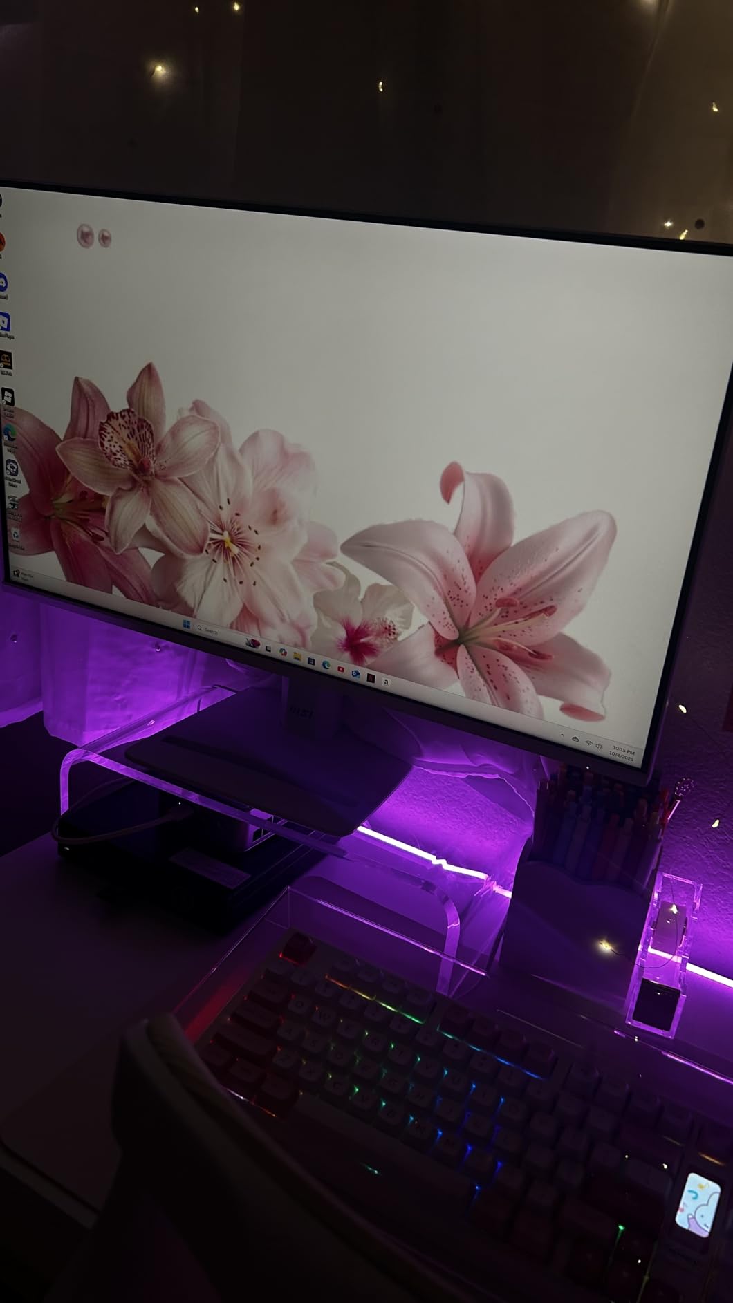 MSI PRO MP275W E2 27-inch IPS 1920 x 1080 (FHD) Gaming Office Monitor, 120Hz, Free-Sync, HDMI, DisplayPort, VGA Port, VESA Mountable, Tilt, Speaker, 4-Side Slim Bezel 1ms, White customer photo 2