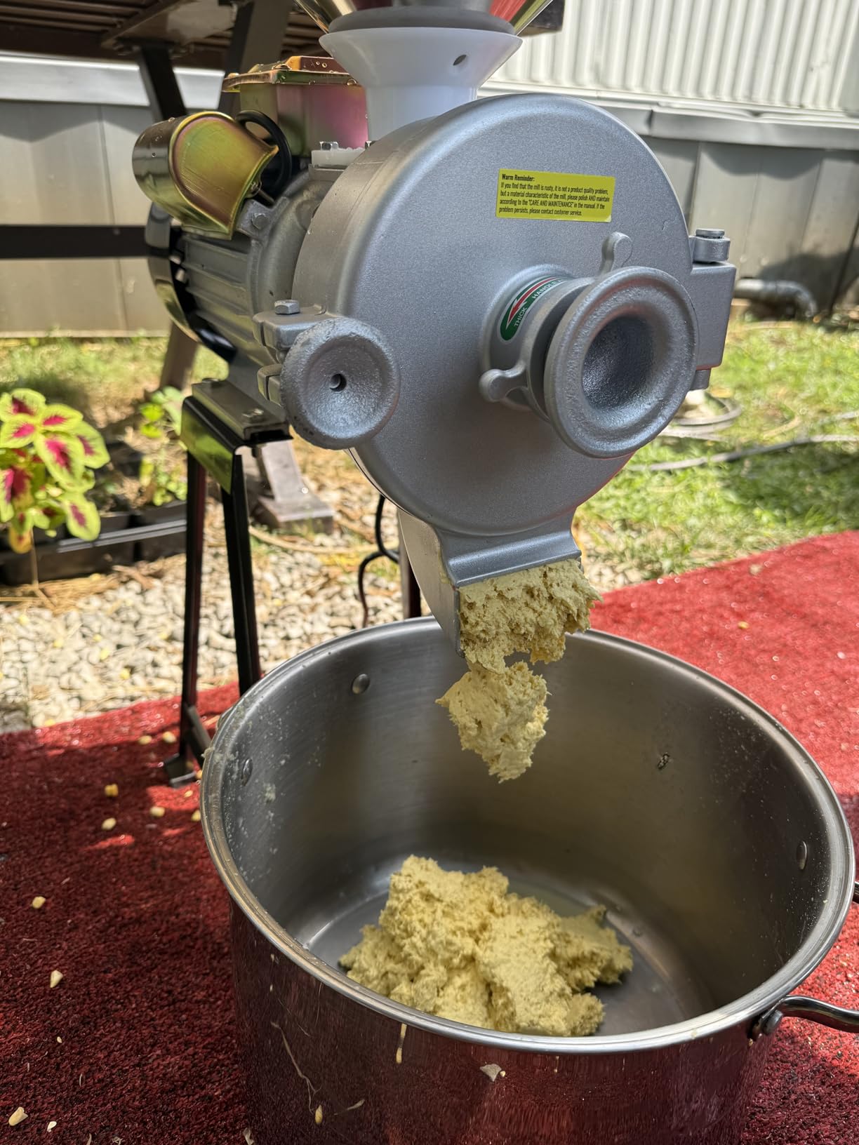 VEVOR Electric Grain Mill Grinder, 3000W Spice Grinders, Commercial Corn Mill with Funnel, Thickness Adjustable Powder Machine, Heavy Duty Feed Flour Cereal Mill Wheat Grinders, Dry Grinder customer photo 2