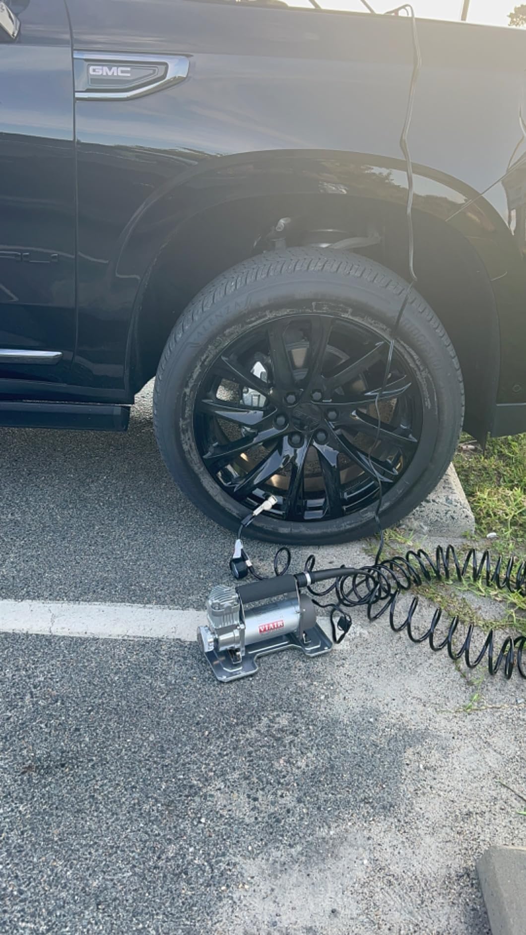 VIAIR 400P EF Enhanced Flow - 40143 Tire Inflator Portable Offroad Air Compressor for Truck & SUV | 12V On/Off Road Tire Pump Air Compressor | 150 PSI (SAE, Alligator Clips) customer photo 1