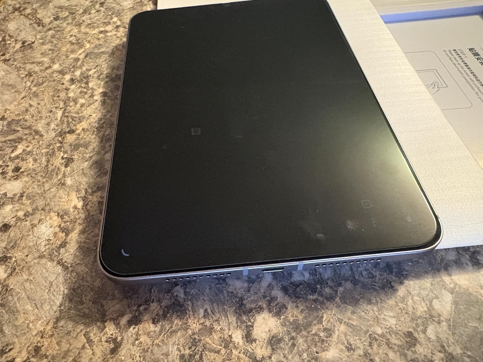 iPad mini (A17 Pro): Apple Intelligence, 8.3-inch Liquid Retina Display, 128GB, Wi-Fi 6E + 5G Cellular, 12MP Front/12MP Back Camera, Touch ID, All-Day Battery Life - Space Gray customer photo 2