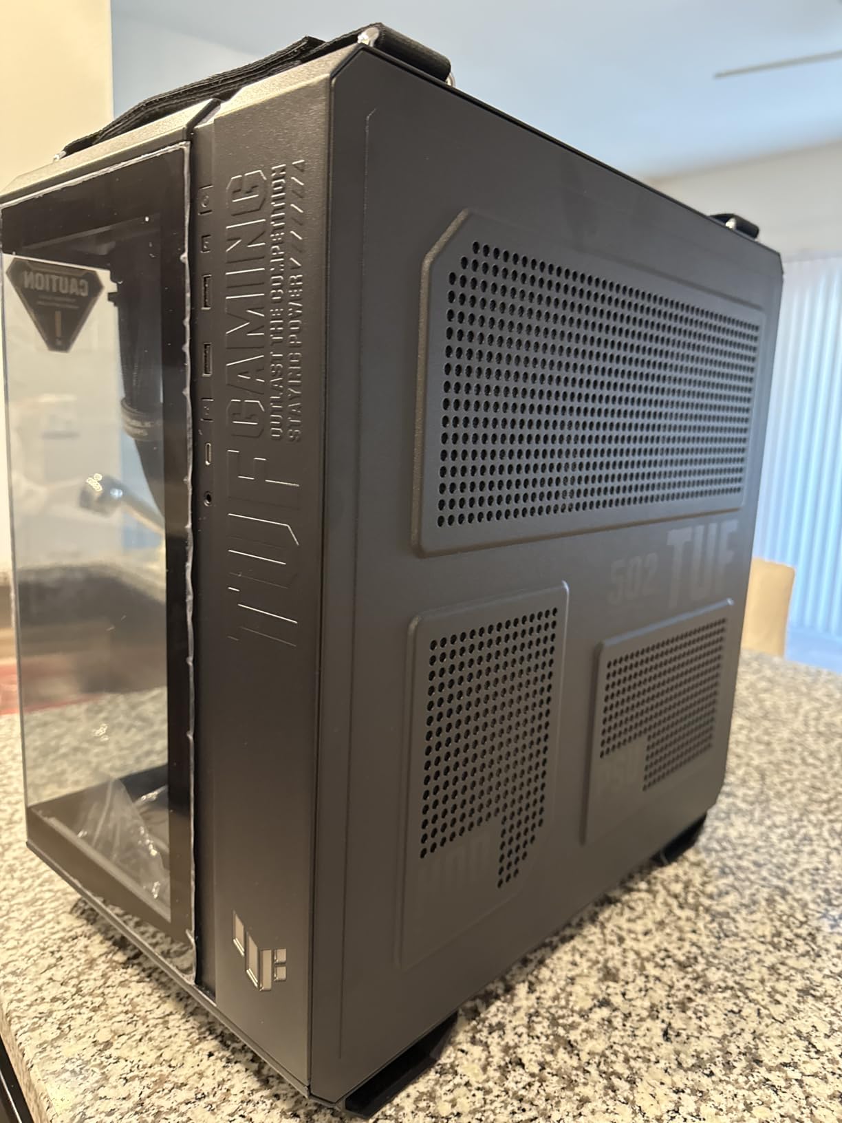 ASUS TUF Gaming GT502 Horizon ATX Mid-Tower PC Case (Boundless Panoramic Design, Dual-Chamber, Independent CPU and GPU Cooling Zones, Tool-Free Side Panels, USB 10 Gbps Type-C® Front Panel) customer photo 2