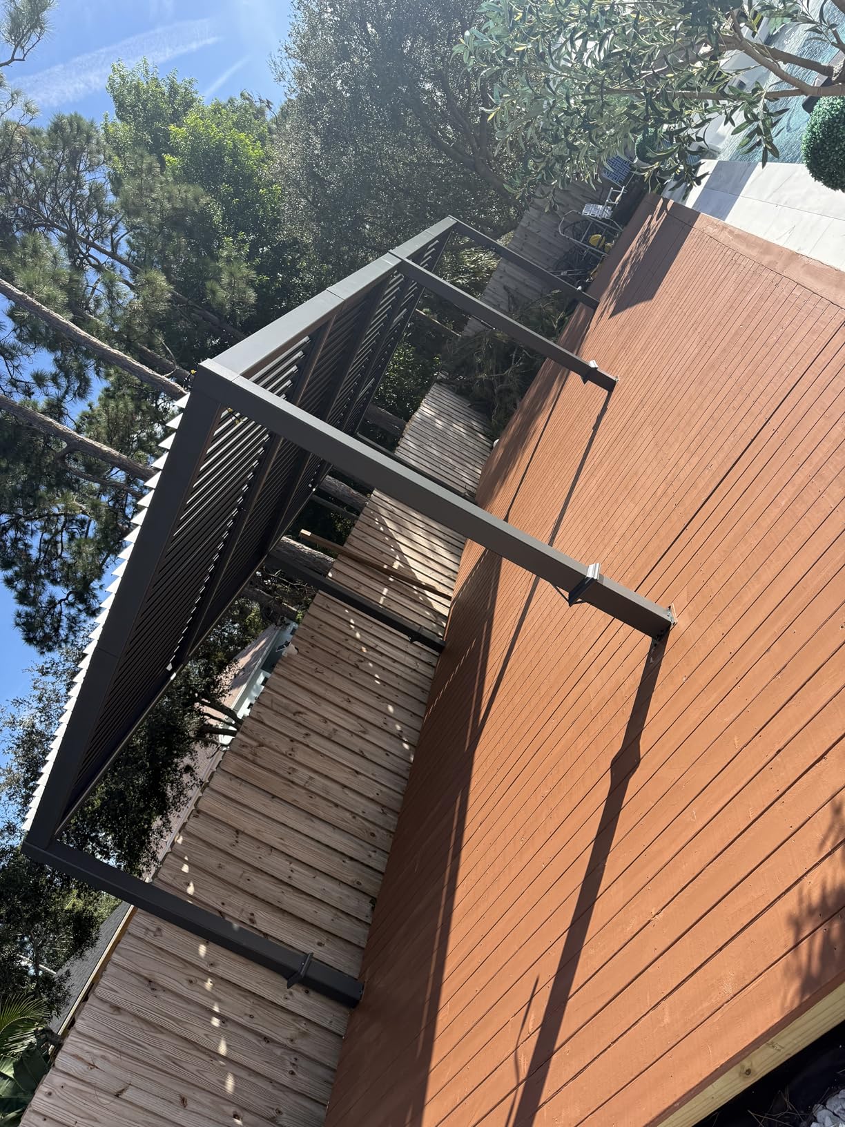 PURPLE LEAF Louvered Pergola 92KS 10' x 14' with Integrated LED Strip Lights Aluminum Outdoor Pergola with Adjustable Louvered Roof for Patio Deck Garden Yard Gray customer photo 1