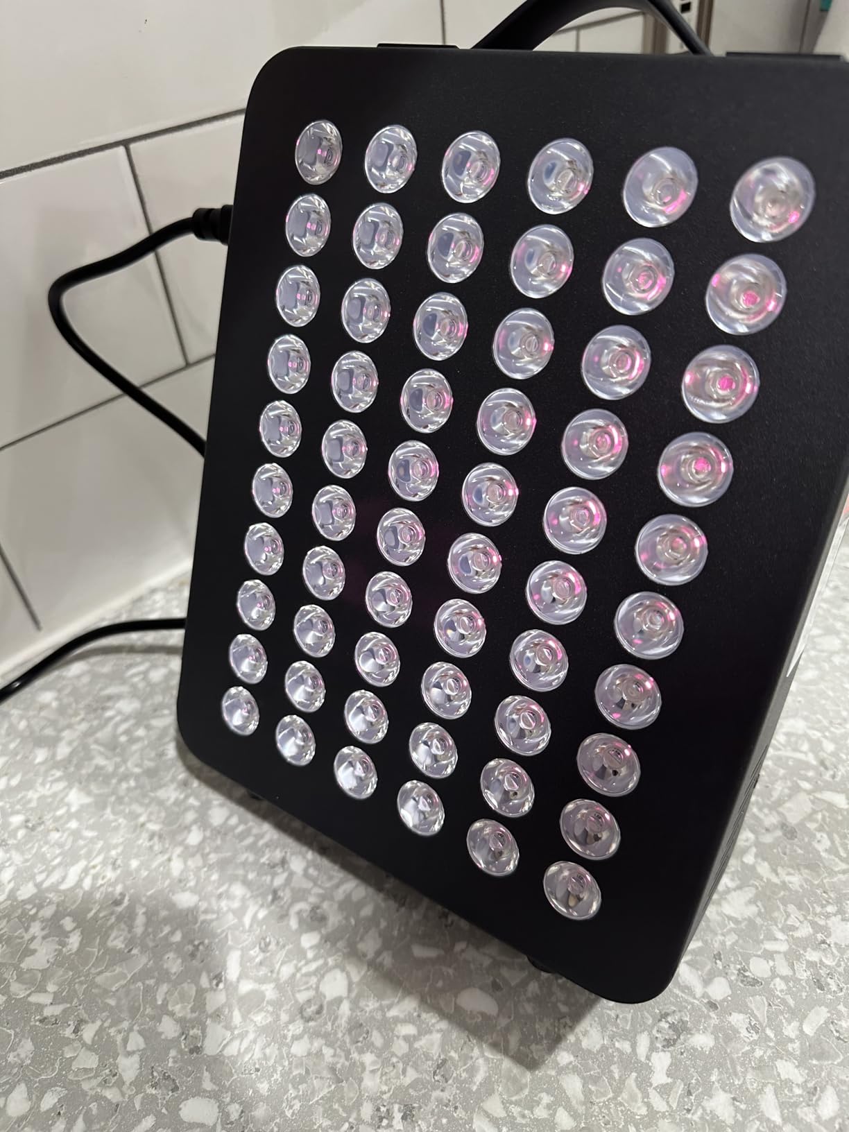 Red Light Therapy for Body, 660nm 850nm Near Infrared Light Therapy Panel, 60 Dual Chip LED Device with 300W of Power, Ideal for Body, Face, Improve Sleep, Skin Health, Includes Hanging Kit & Handle customer photo 2