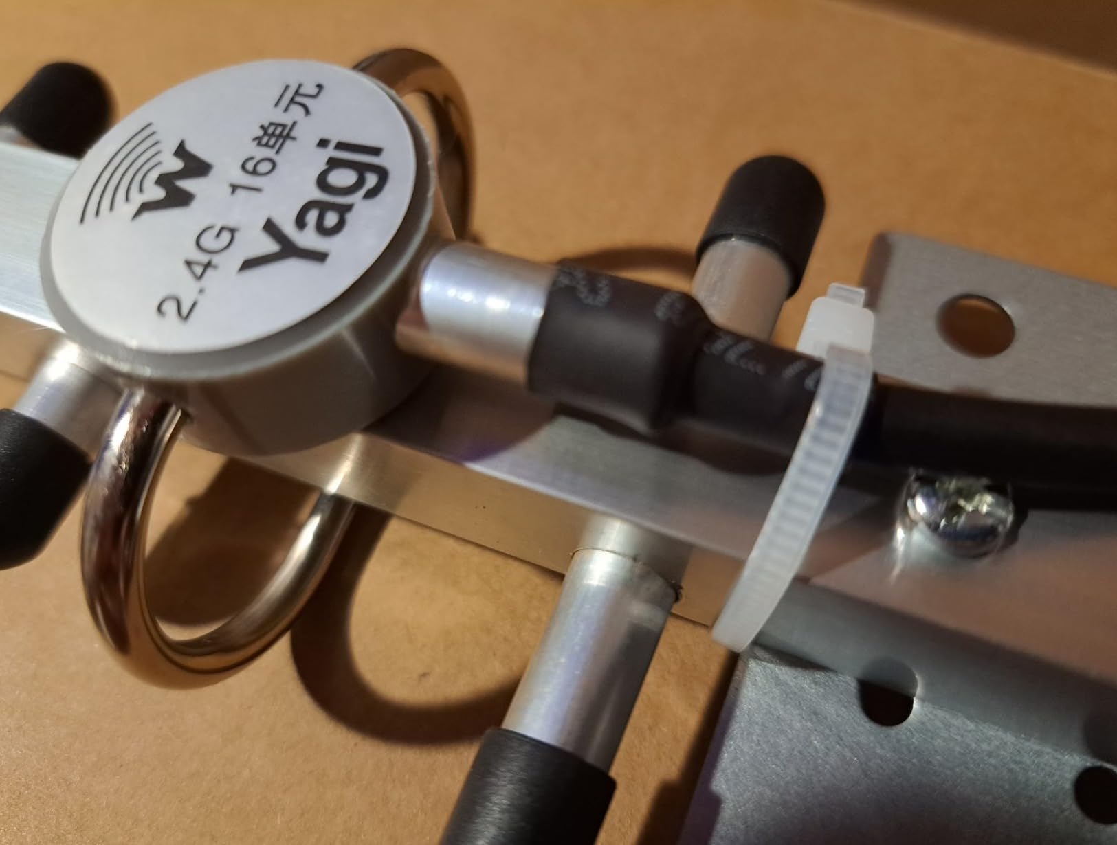 Yagi WiFi Antenna 2.4GHz 25dBi RP-SMA Connector High Gain Yagi Directional Antenna Booster with 1.5M Cable Long Range for Network Router/USB Adapter/Reapter/Extension Network PCl Card/Security Camera customer photo 1