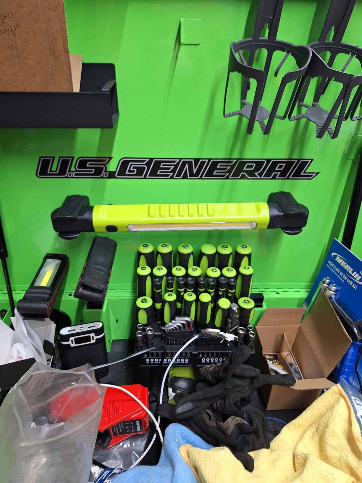 Ropelux Work Light 3rd Gen, 3200LM Bright Mechanic Under Hood Lights with 6000mAh, Rechargeable Portable Magnetic Trouble Lighting Bar with Hooks for Car Repair, Inspection, Emergency, Tool Gift, 1Pcs customer photo 2