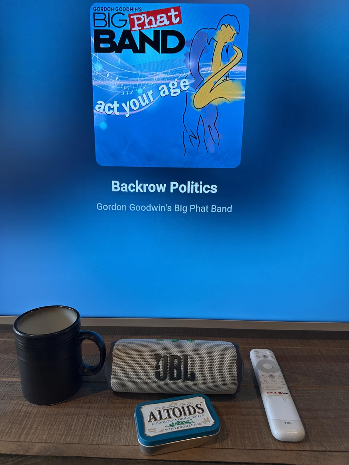 JBL Flip 7 - Portable Waterproof and Drop-Proof Speaker, Bold JBL Pro Sound with AI Boost, 16Hrs of Playtime, and PushLock System with Interchangeable Accessories (Black) customer photo 1