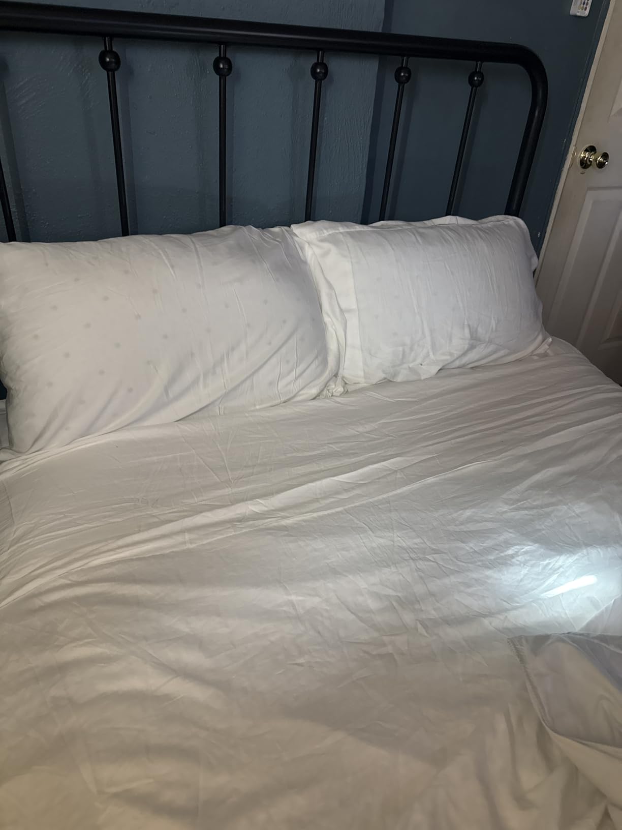 Love's cabin 4 Piece Queen Sheet Set, Cooling Sheets, 100% Rayon Derived from Bamboo, Breathable & Soft Queen Size Bed Set, Deep Pocket Up to 16in, Hotel Luxury Silky Bedding Sheets, Beige customer photo 1
